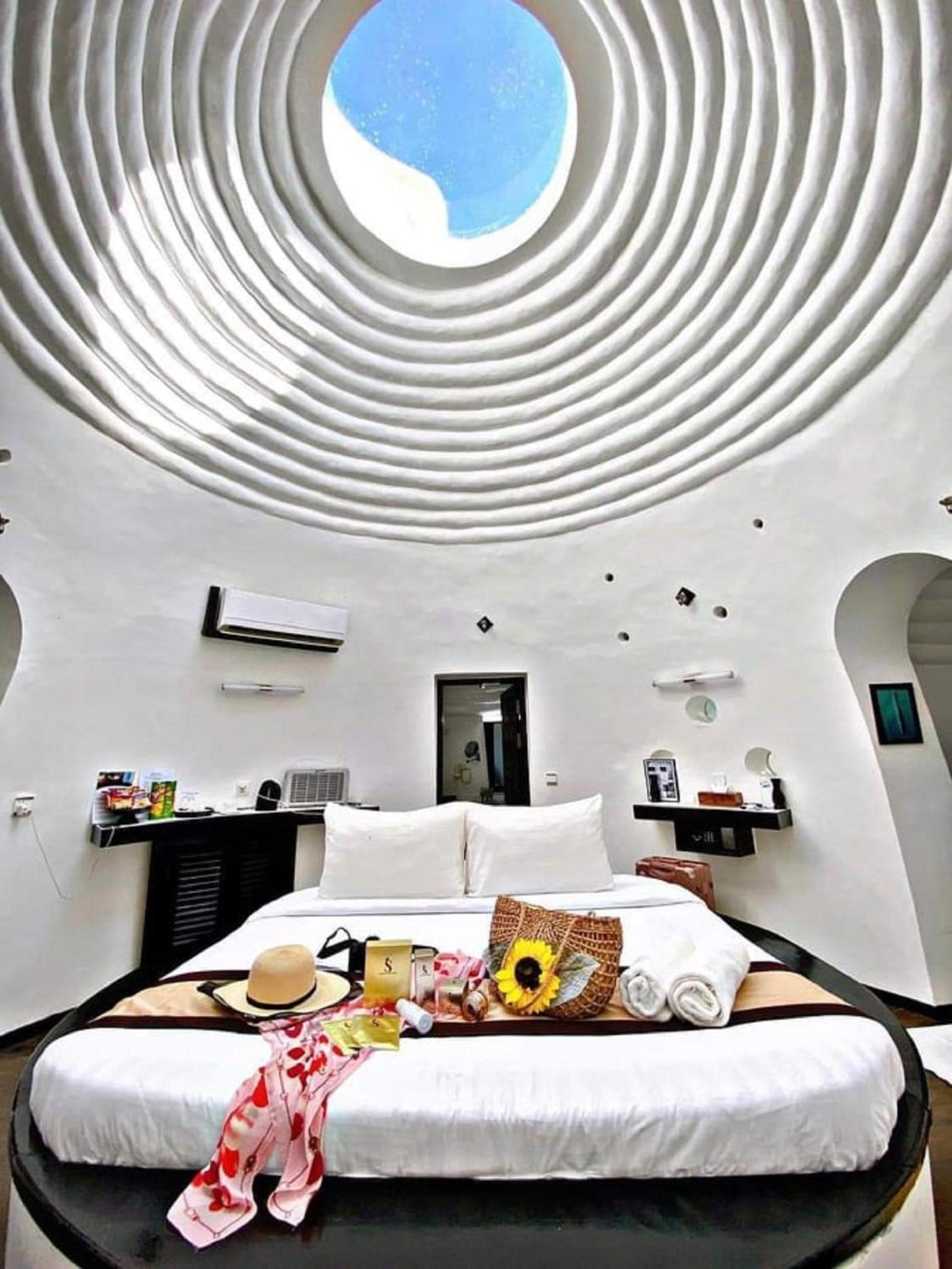 Moonlight Resort
