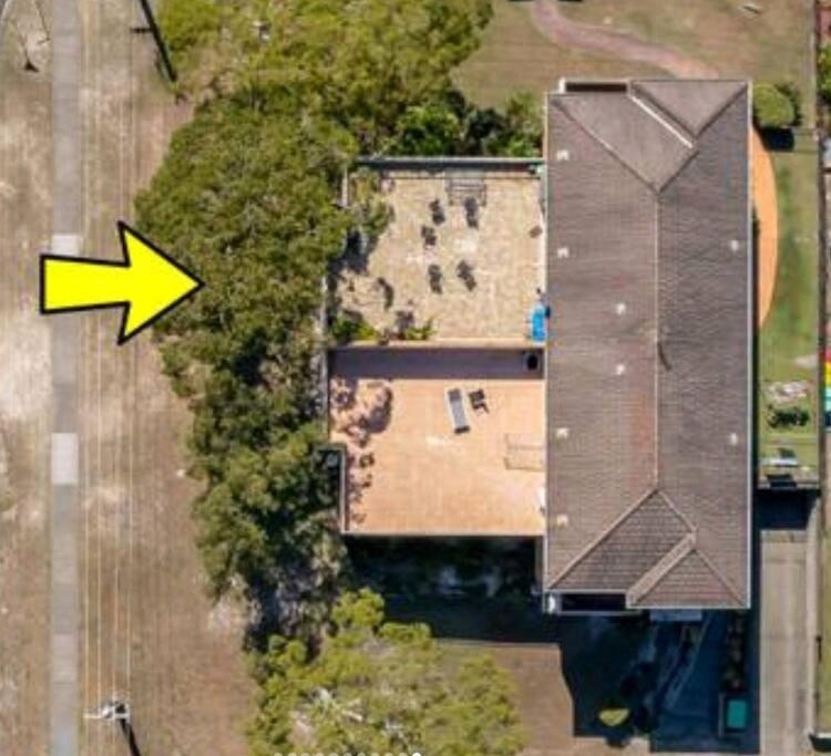 2BR Beachside unit 9 with 9 x 9 mt private verandah