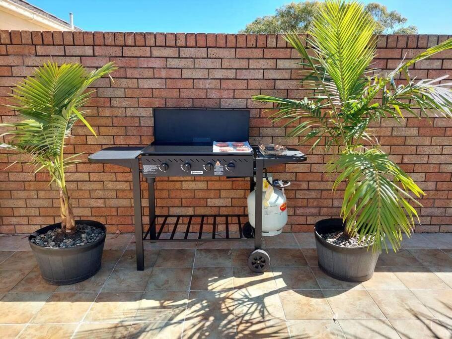 2BR Beachside unit 9 with 9 x 9 mt private verandah