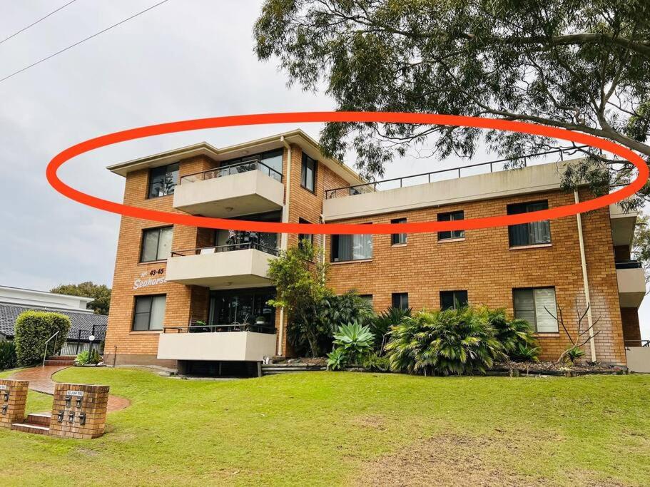 2BR Beachside unit 9 with 9 x 9 mt private verandah