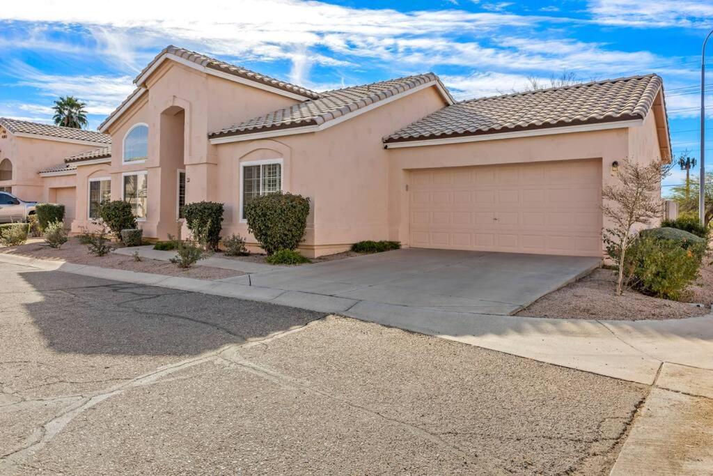 Home with an Office in Peaceful North East Mesa Neighborhood view 2