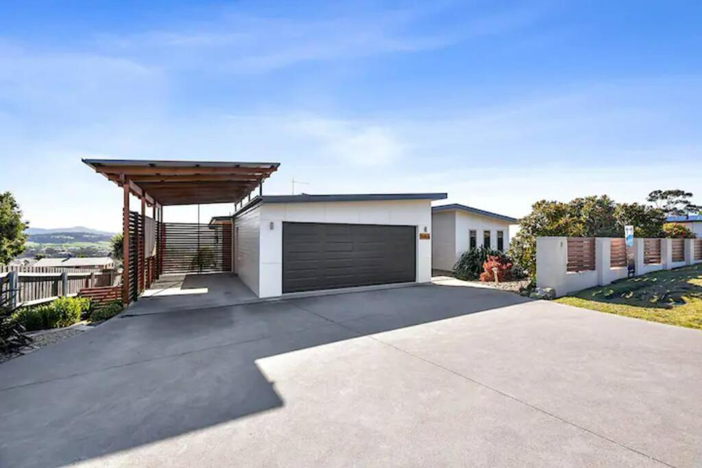 Windbourne House The Ultimate Base