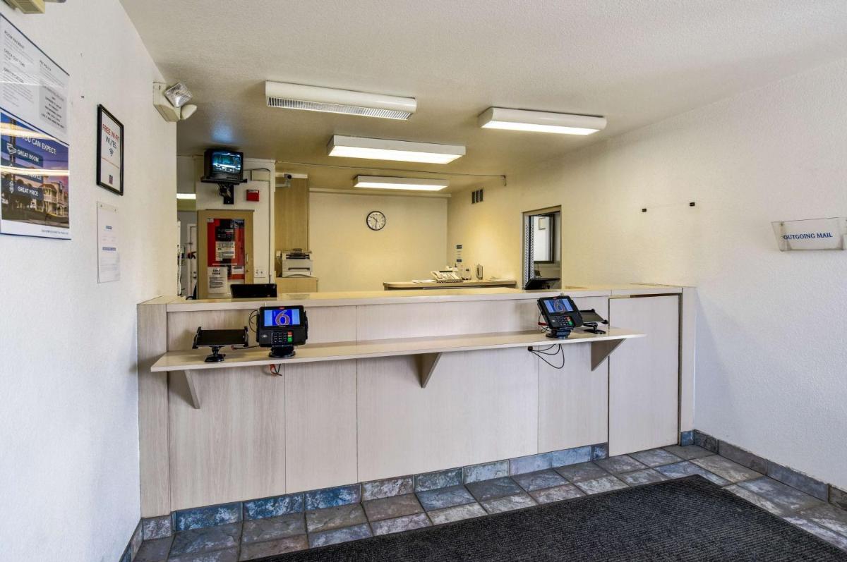 hotel reception
