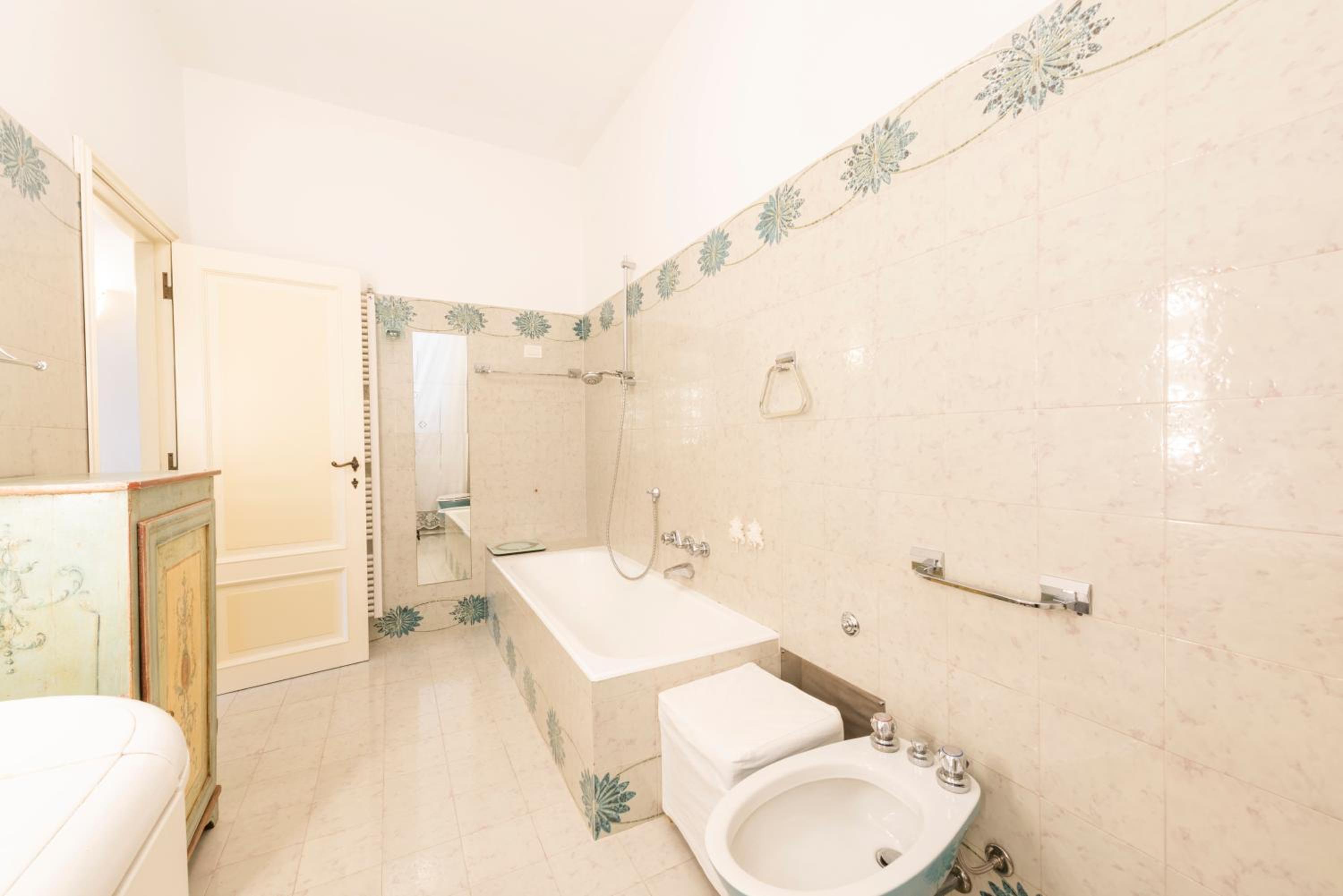 Villa la Quercia by Mmega view 3