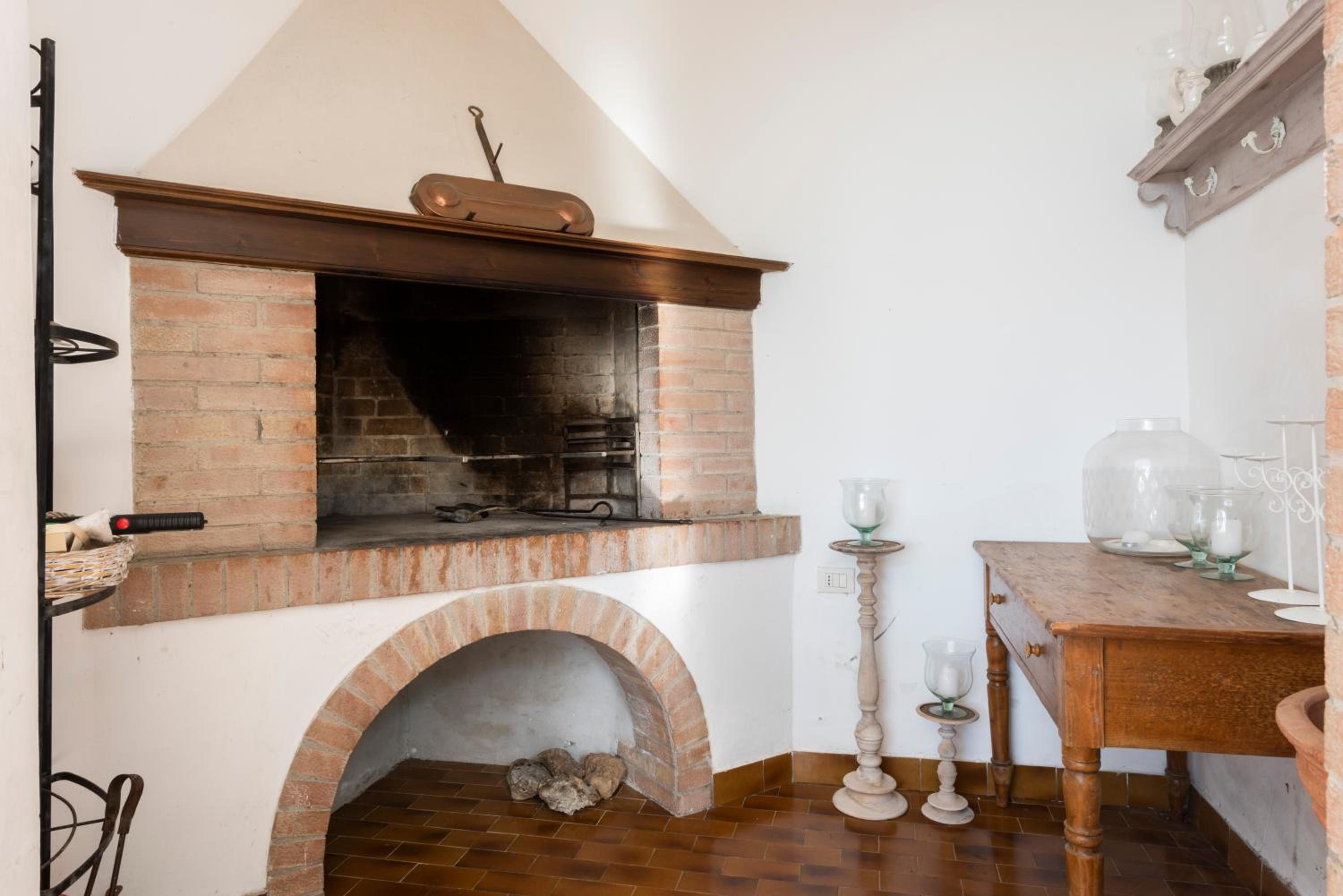 Villa la Quercia by Mmega view 5