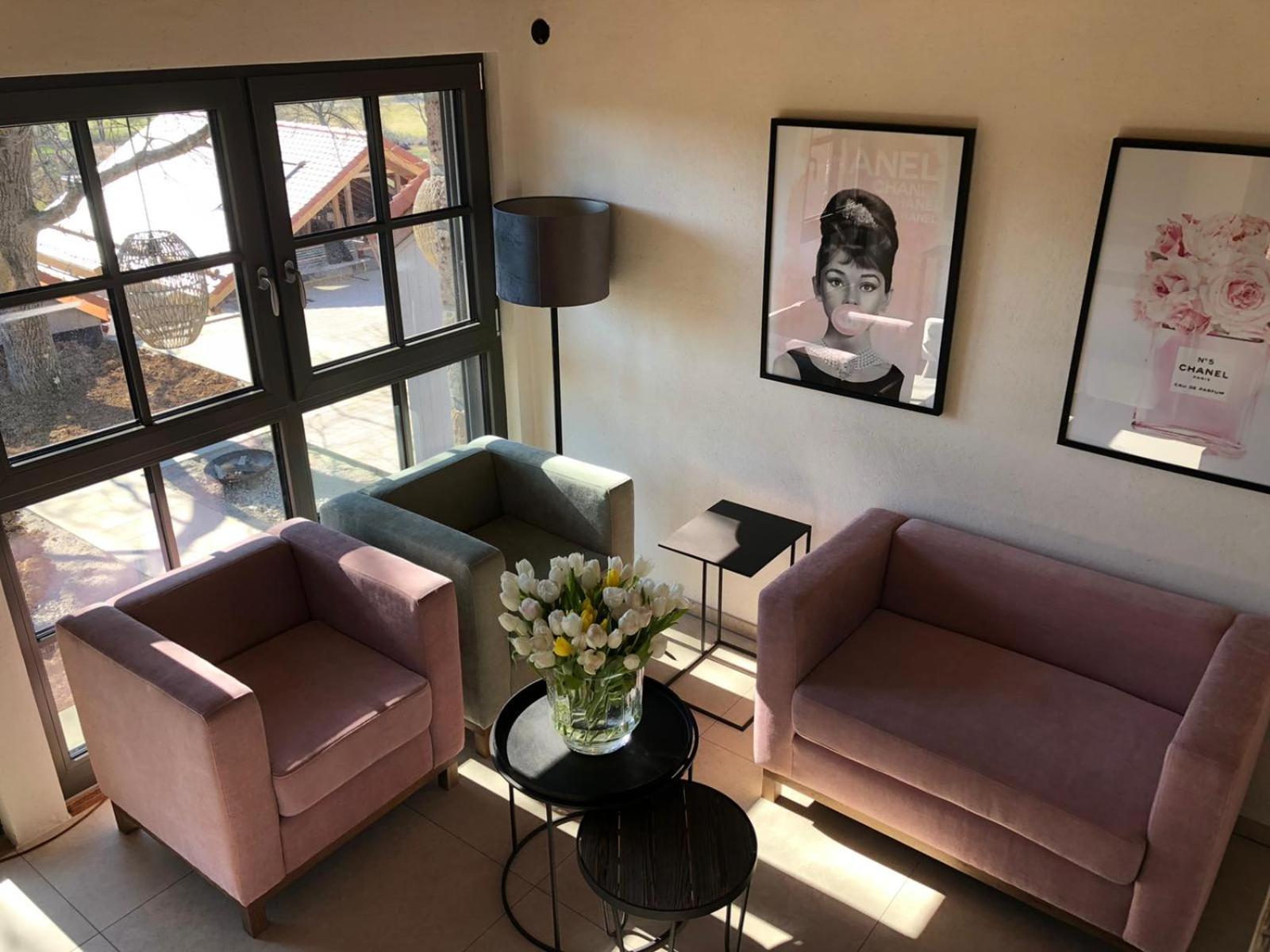 Berner s-Chalet en Weinstadt — lounge