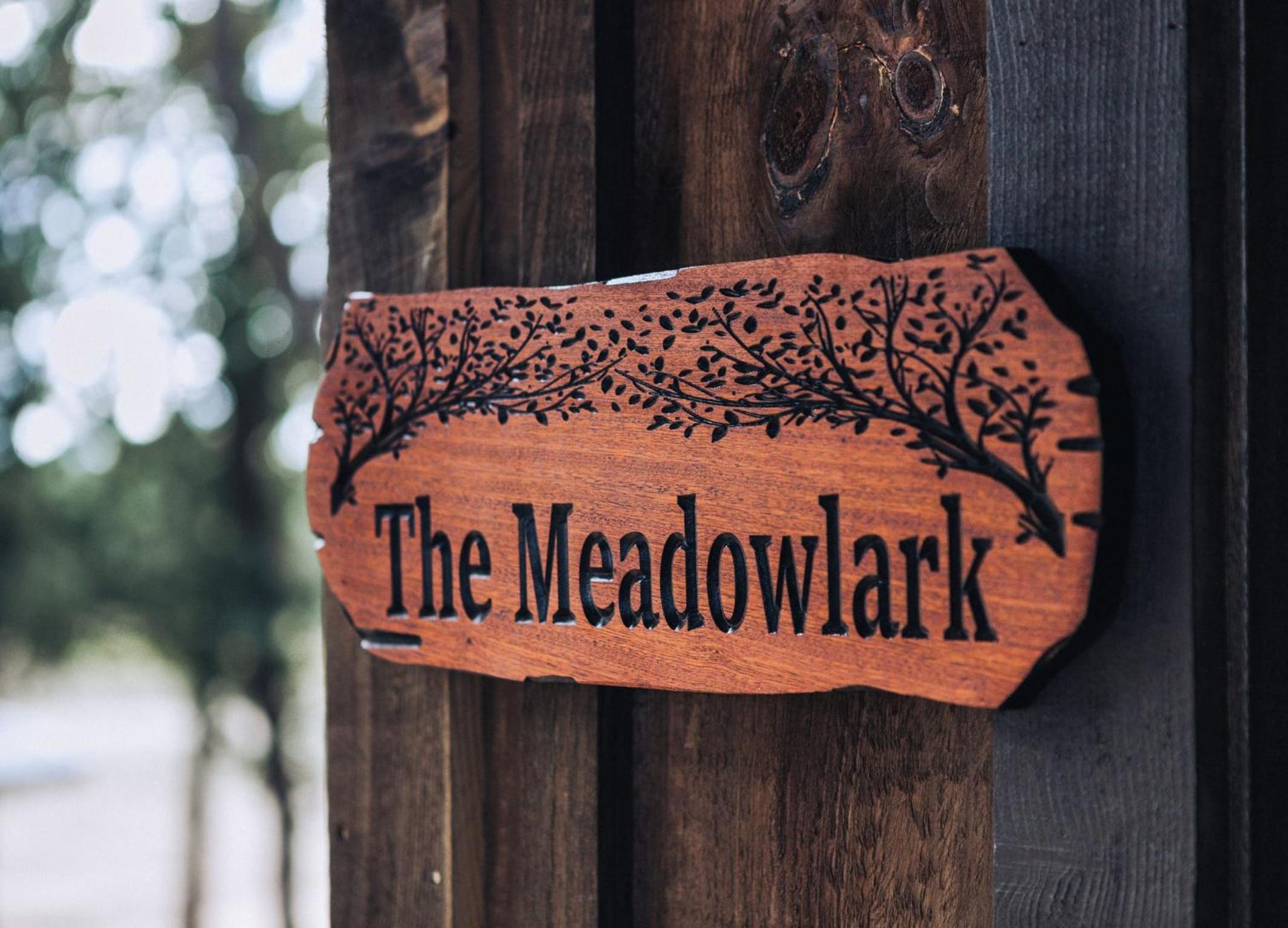 Meadowlark Treehouse 15 MIN to MagnoliaBaylor