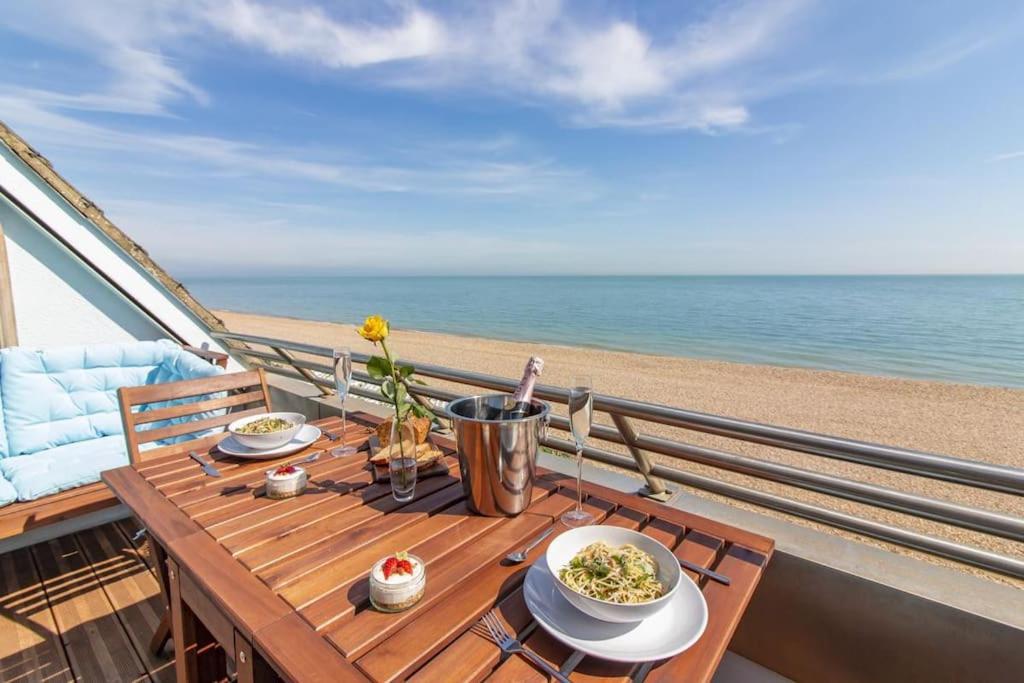 The luxury Beach property - Oceanbreeze
