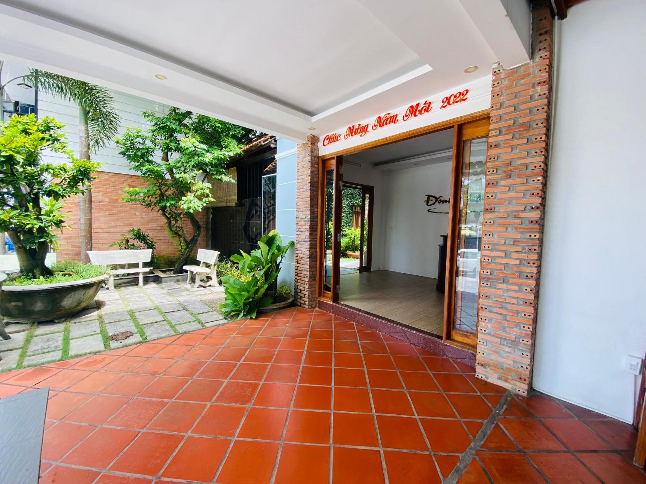 Dong Xuan Hong Hotel
