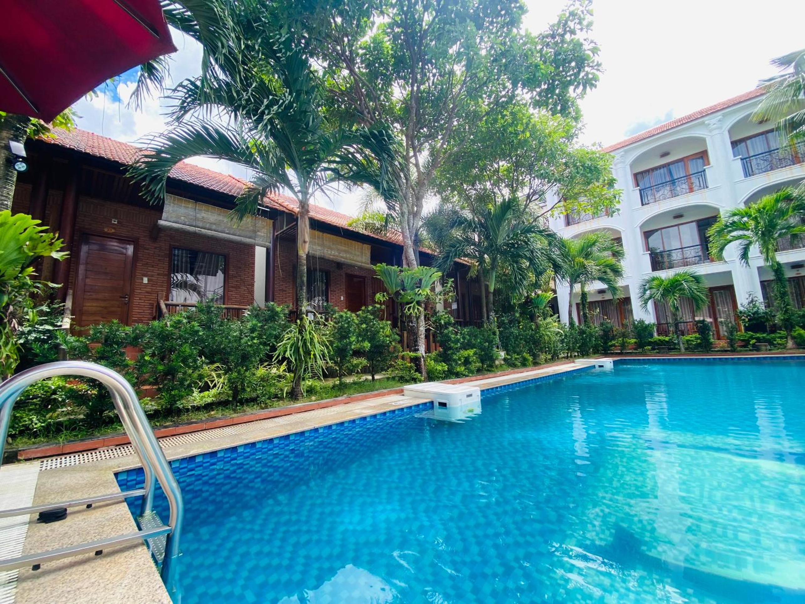 Dong Xuan Hong Hotel