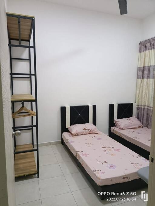 CHEERFUL HOMESTAY