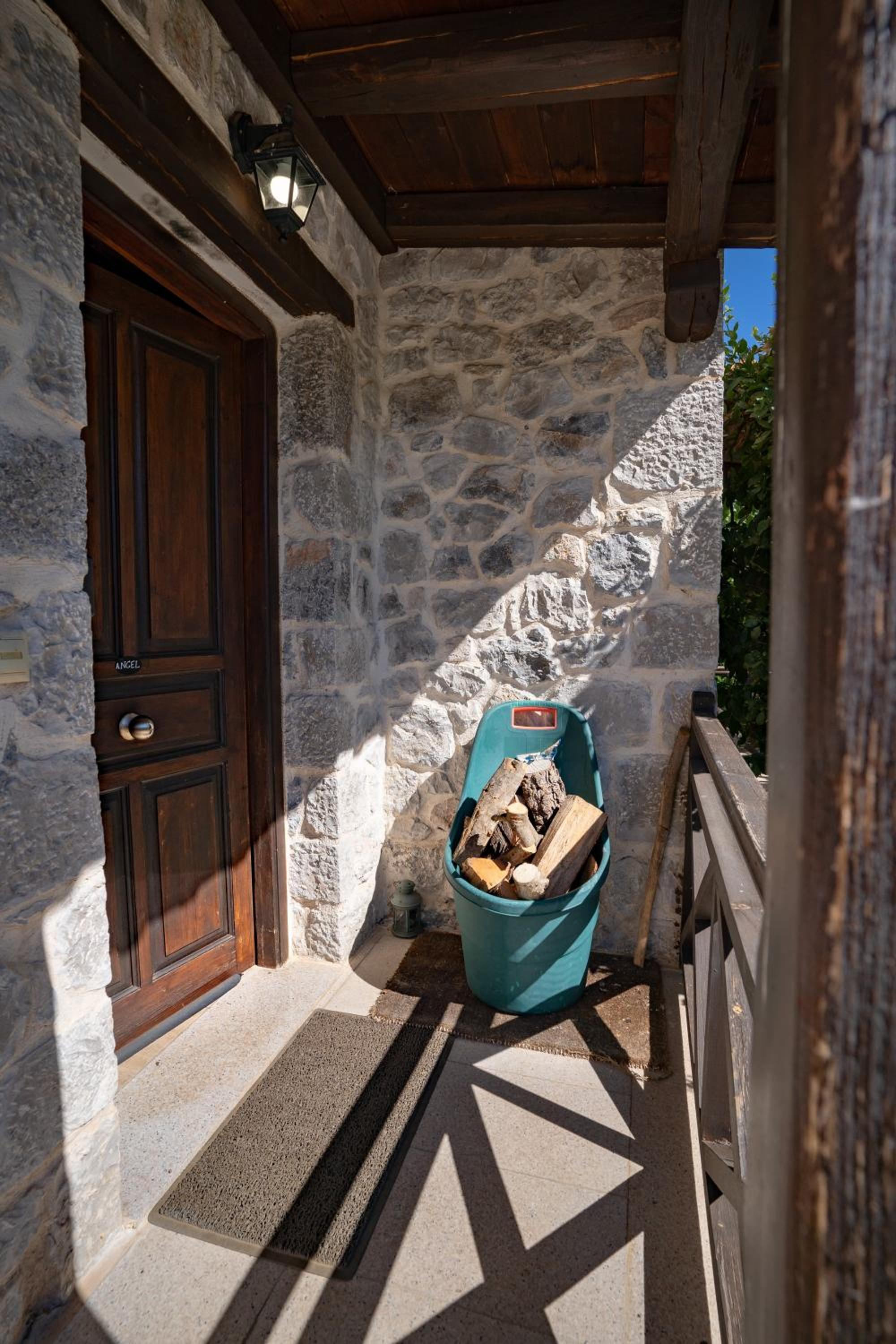 Angel House Greystone Villa Polydrossos