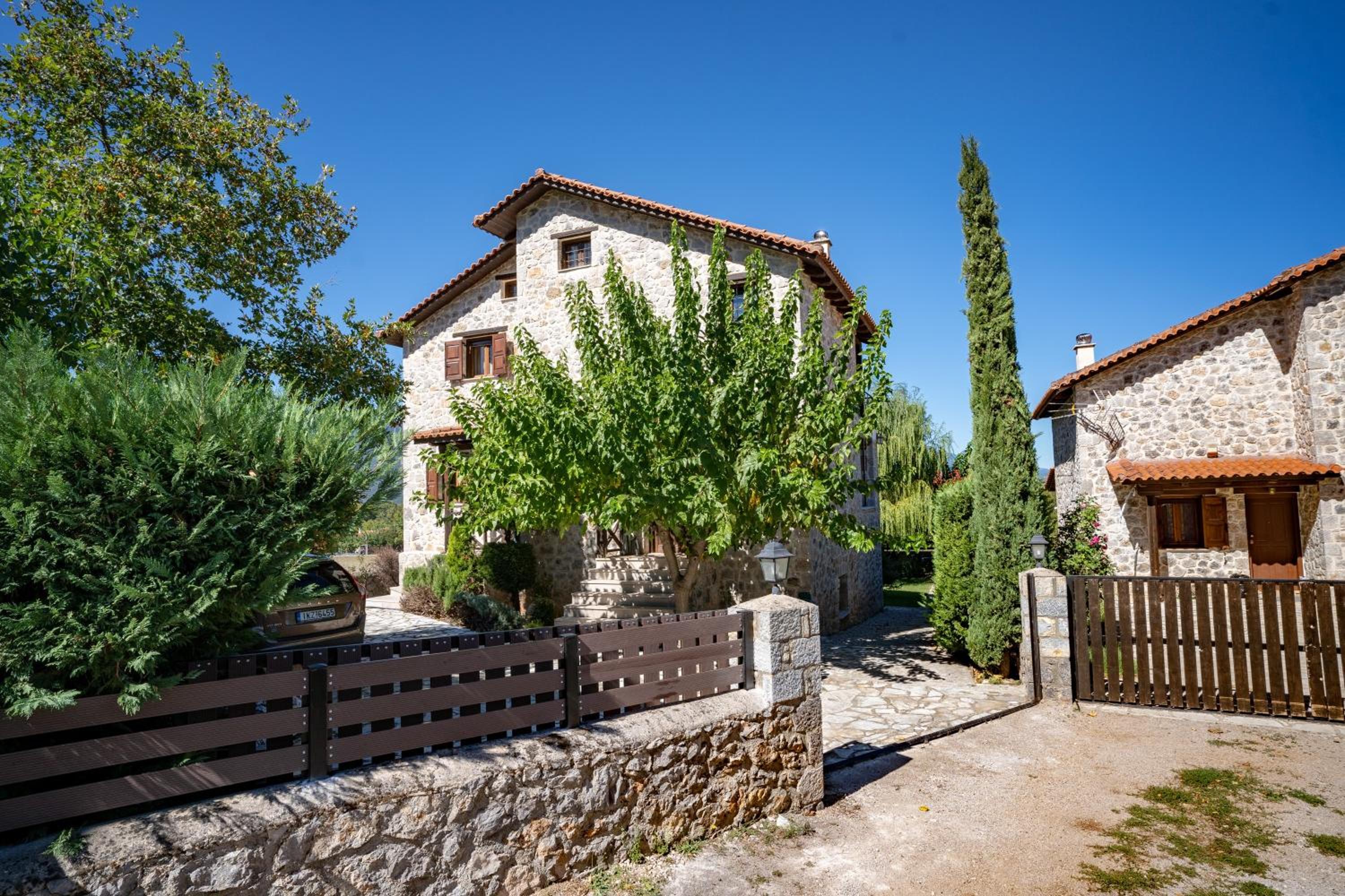 Angel House Greystone Villa Polydrossos