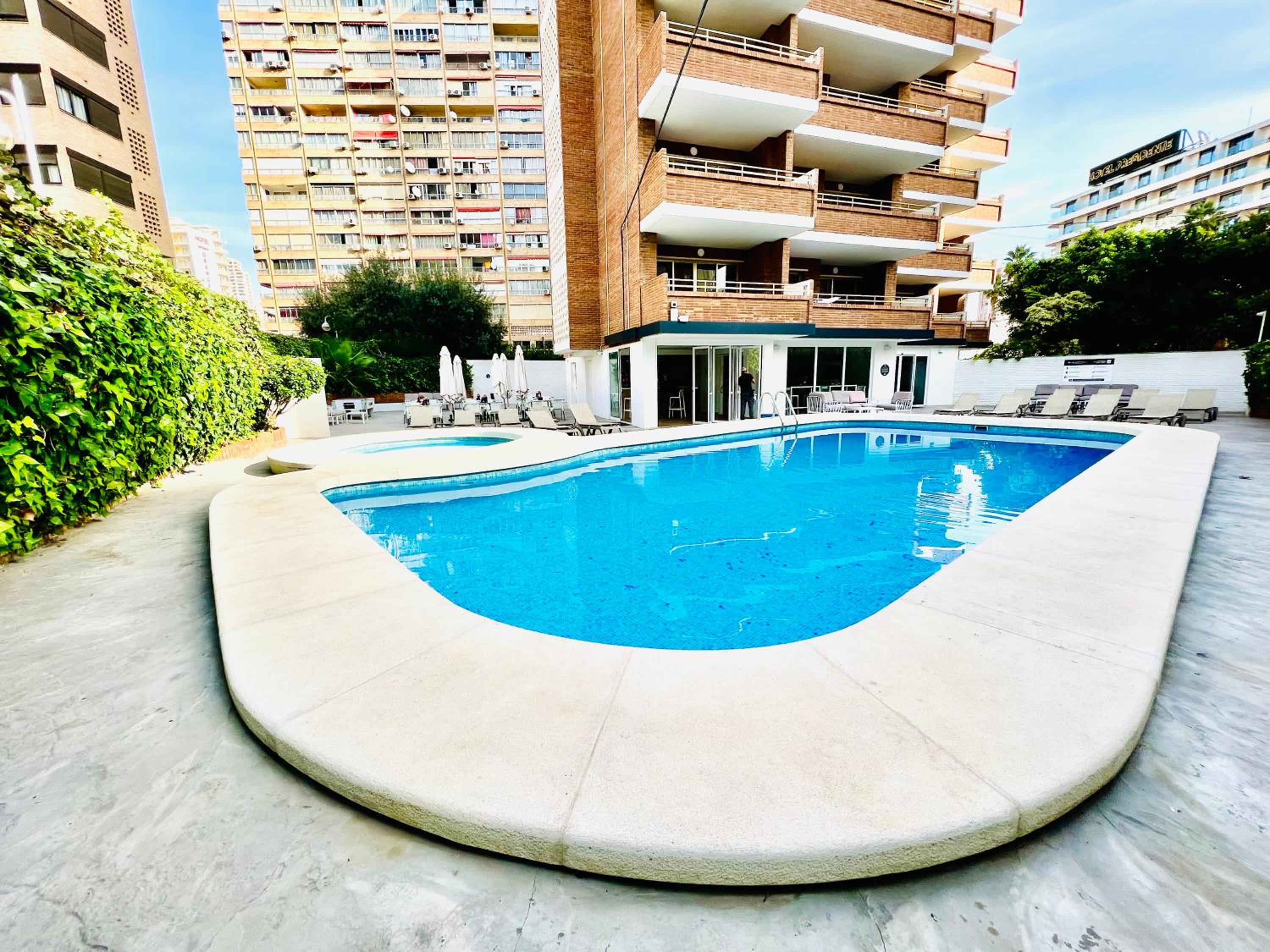Trebol One Apartments By Mc