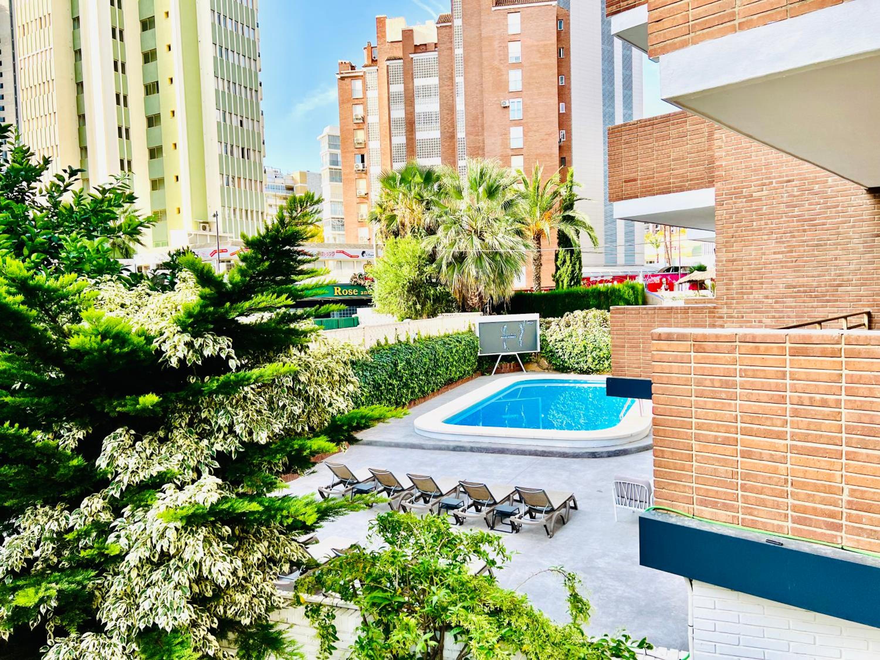 Trebol One Apartments By Mc