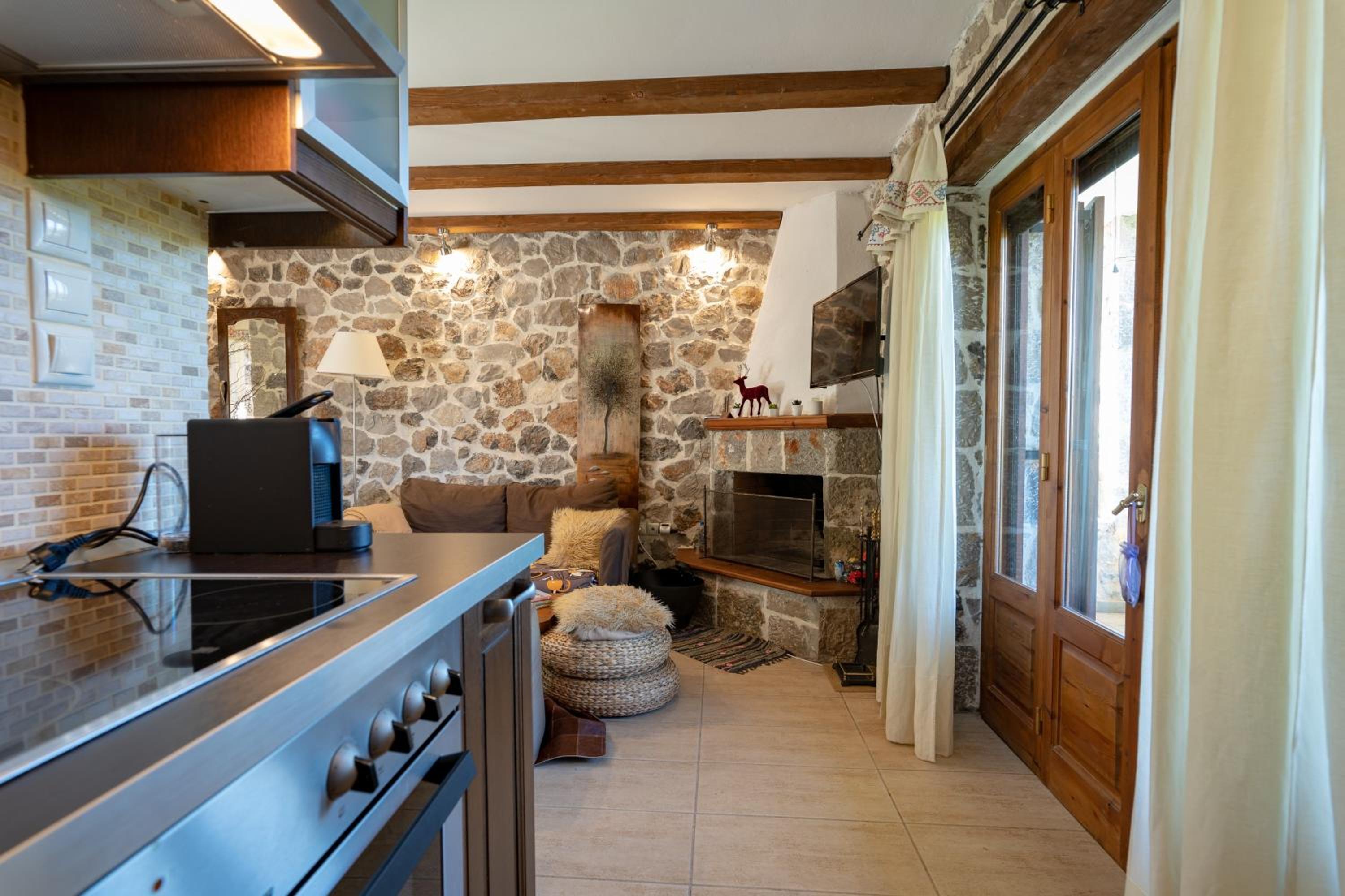 Angel House Greystone Villa Polydrossos