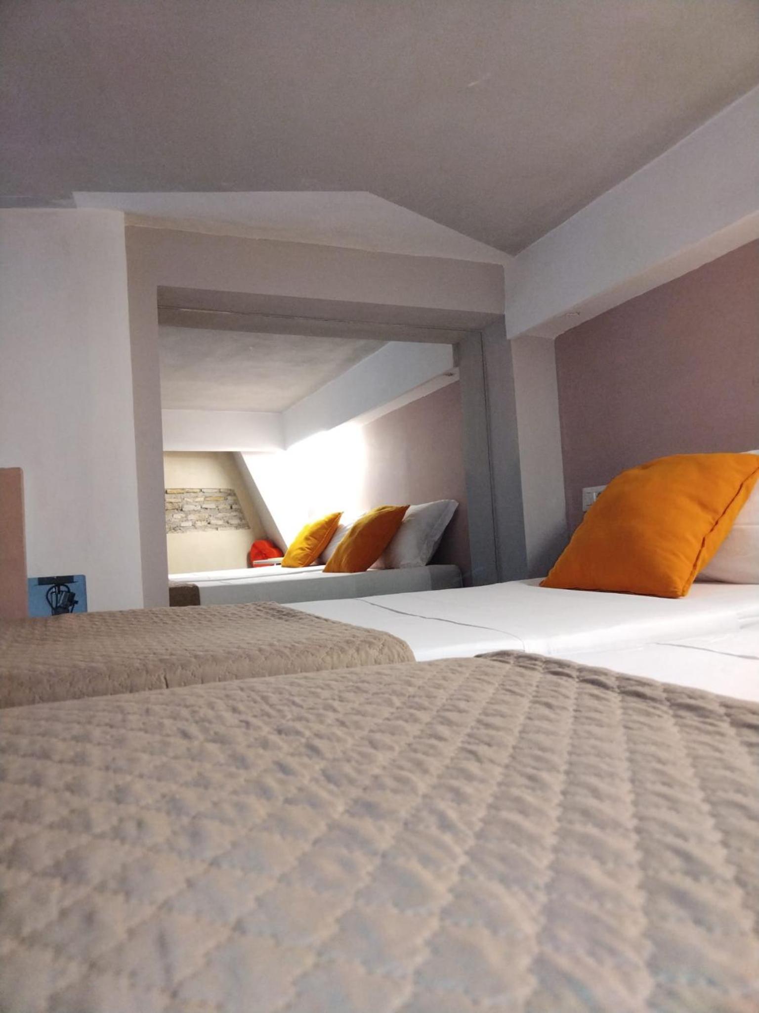 Nerva Accommodation Cavour