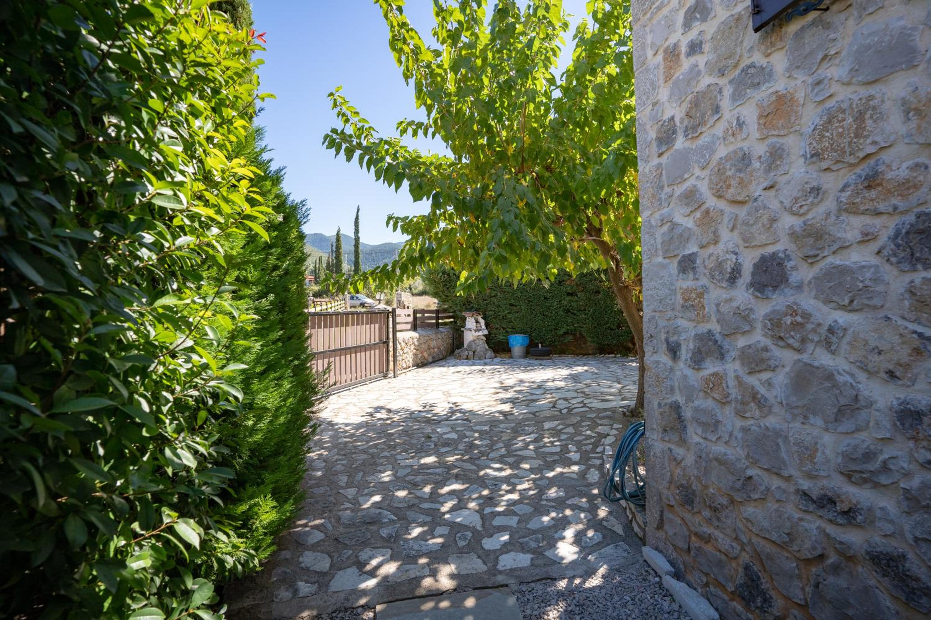 Angel House Greystone Villa Polydrossos