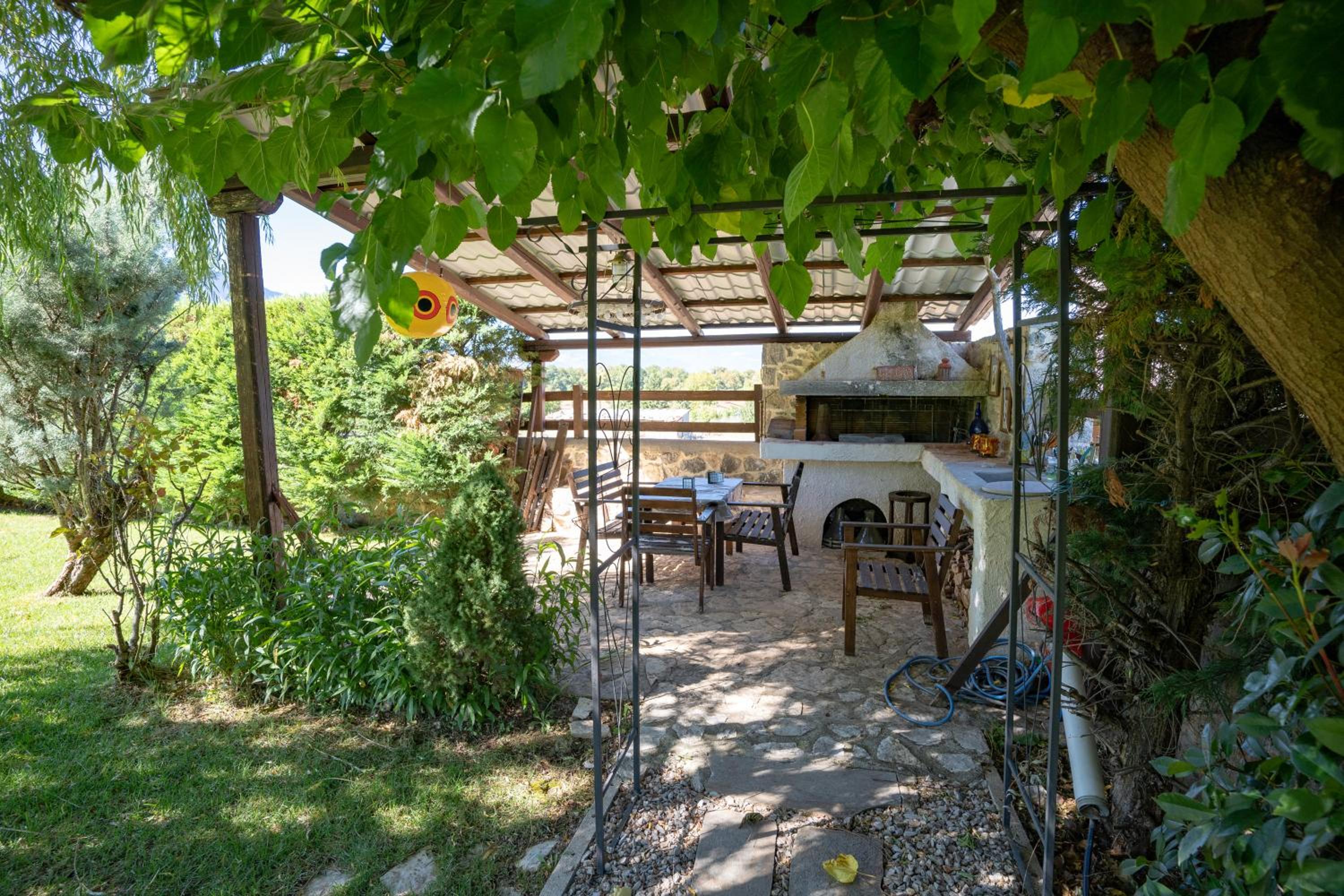 Angel House Greystone Villa Polydrossos