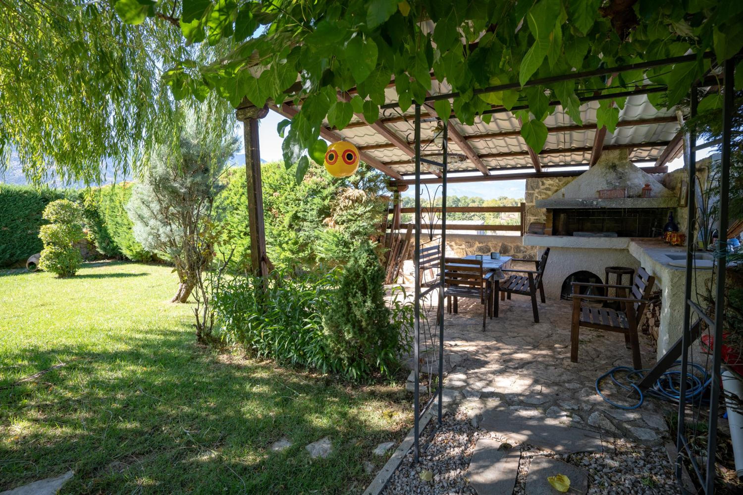 Angel House Greystone Villa Polydrossos