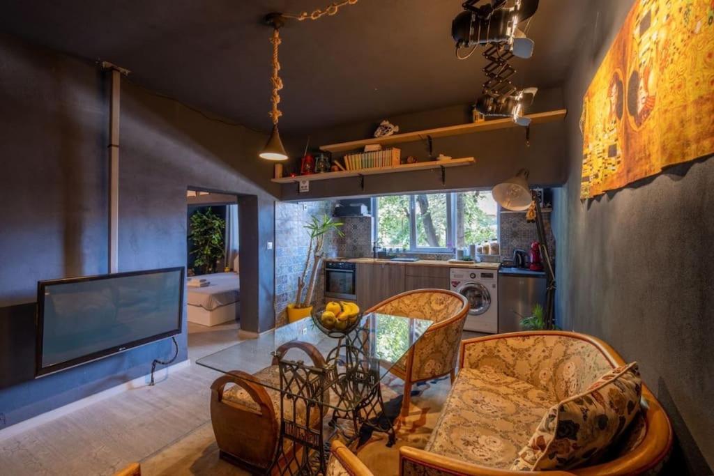 The Cave Vintage Apartment, Varna City, Bulgaria