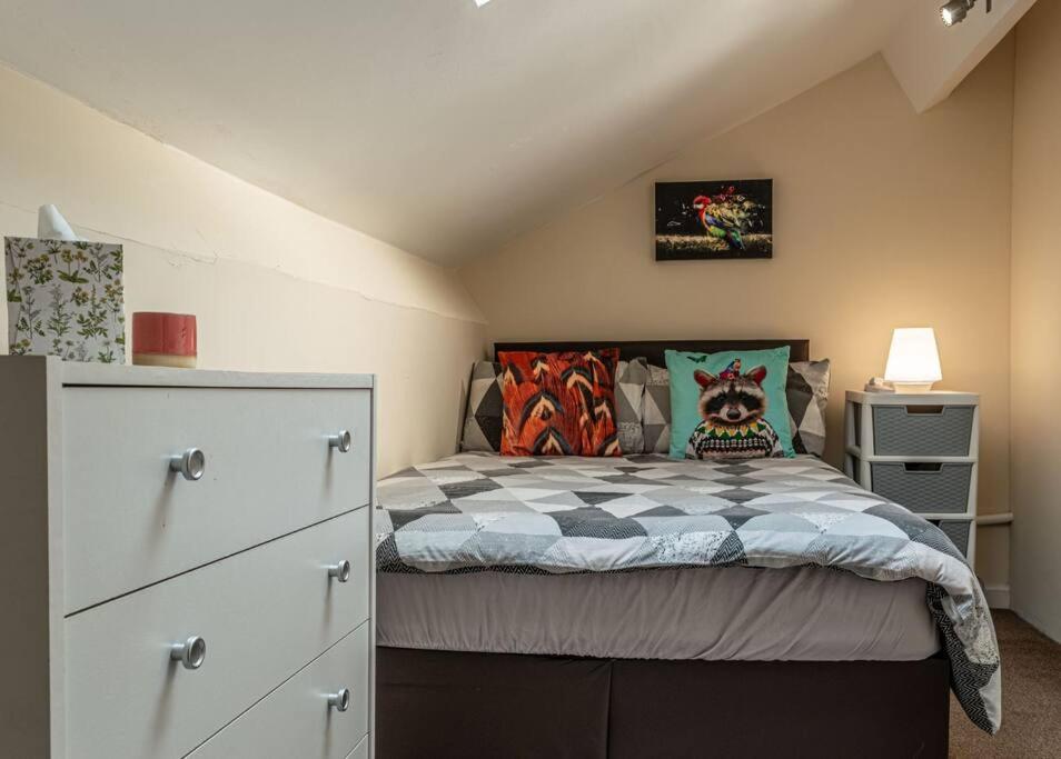 Contractors accommodation in Chorley by Lancashire Holiday Lets view 2