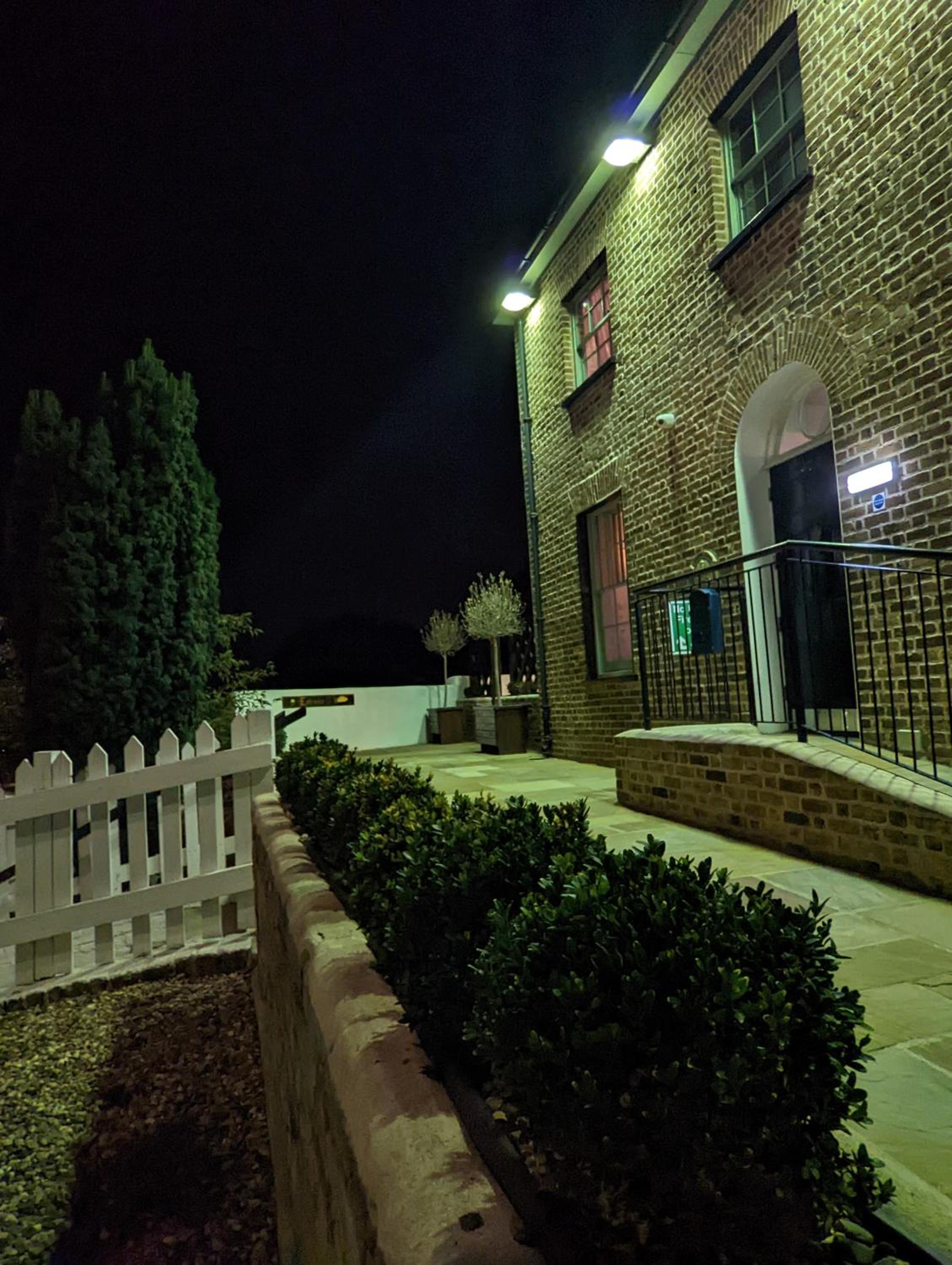 Photo 21