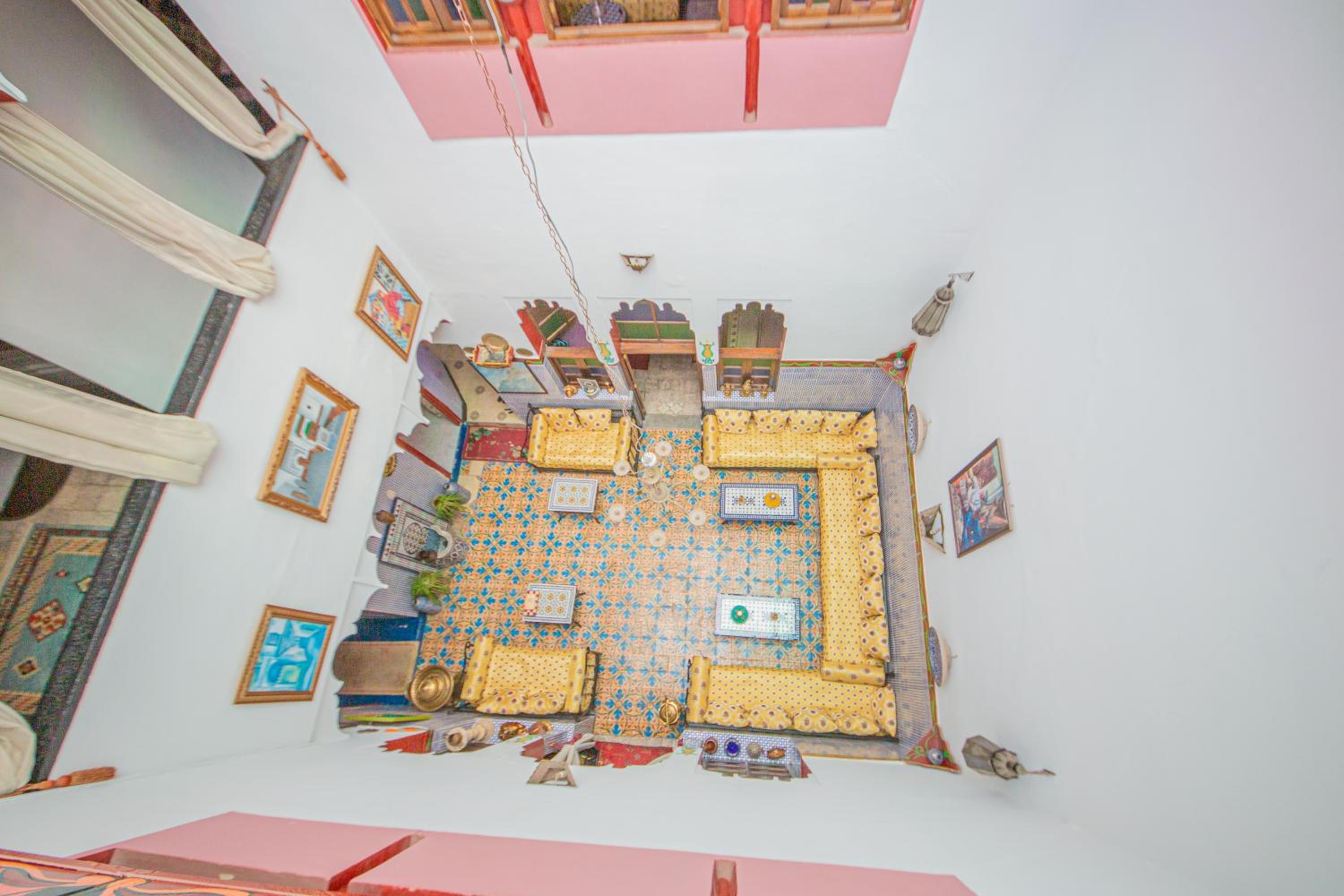 lounge