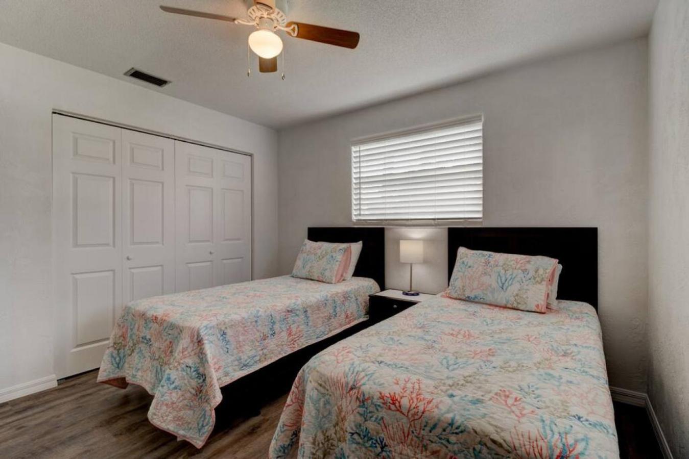 Coquina Cabana with fenced yard and adorable decor
