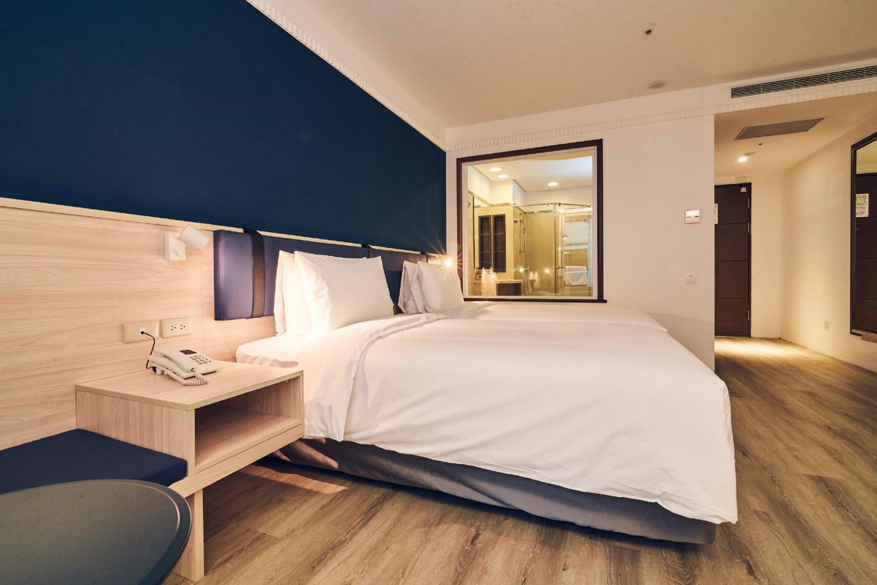 CHECK inn Select Taipei Nangang