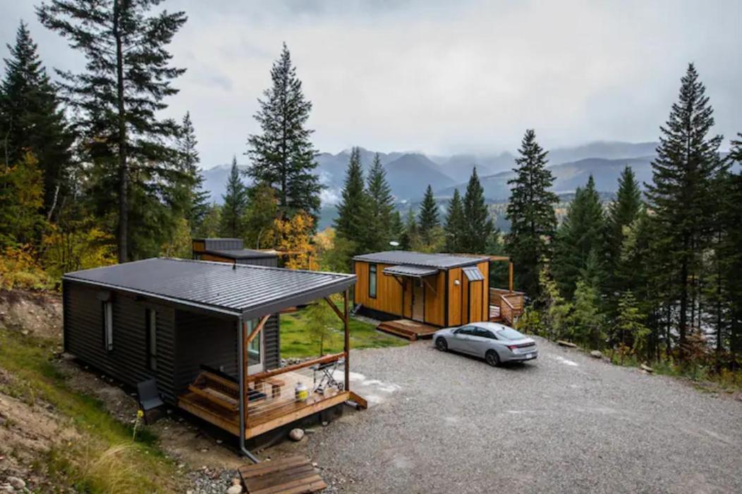 Golden Vacations - Golden Tiny Homes - Property Image 1