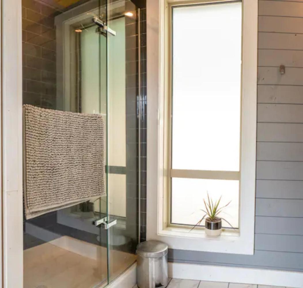 Golden Vacations - Golden Tiny Homes - Property Image 27