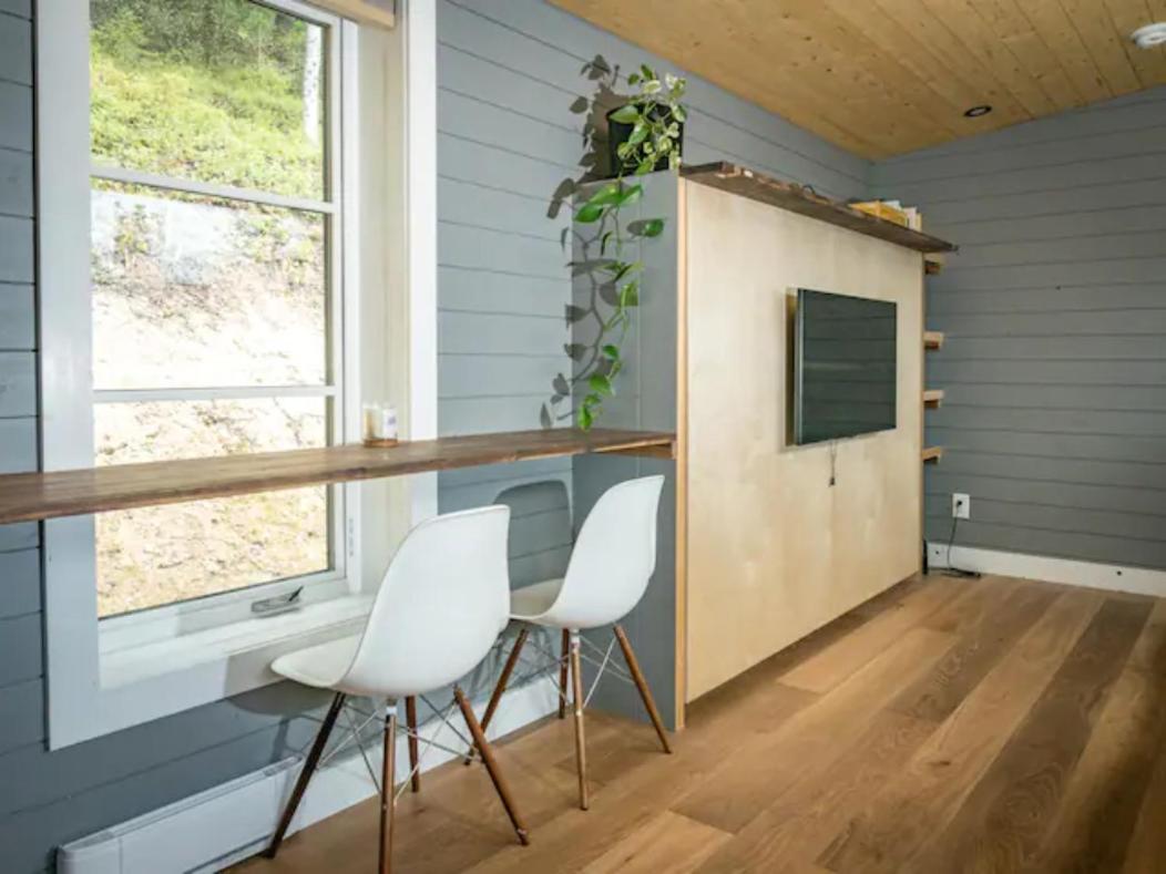 Golden Vacations - Golden Tiny Homes - Property Image 25