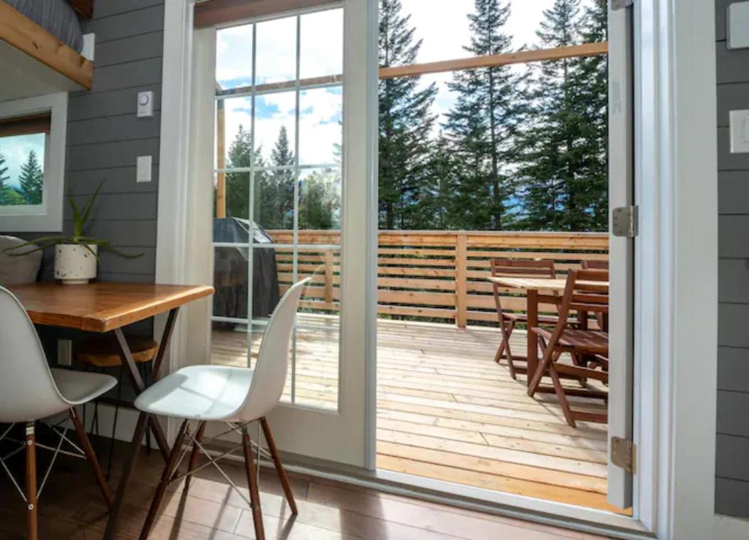 Golden Vacations - Golden Tiny Homes - Property Image 11