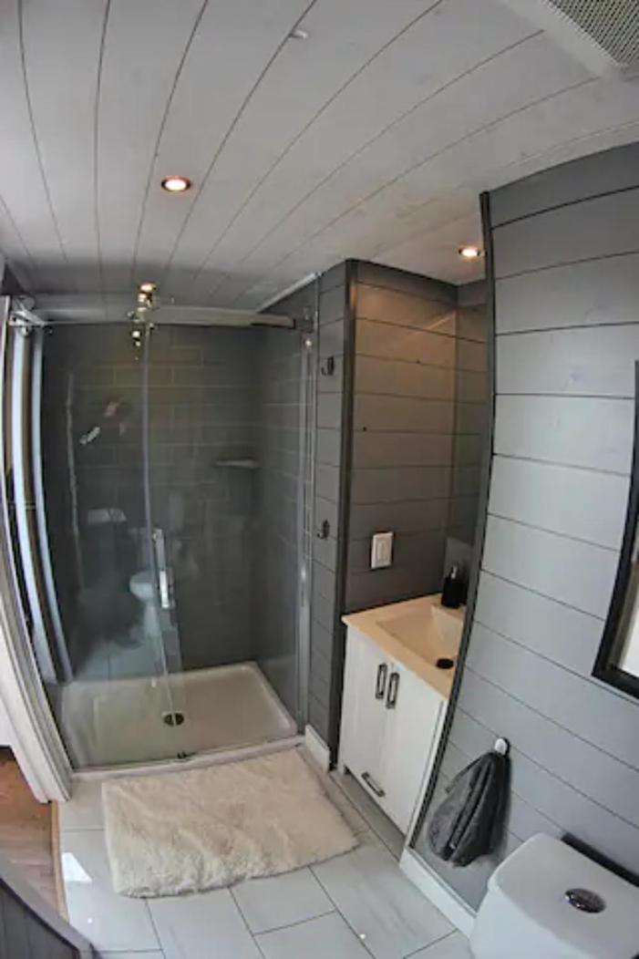 Golden Vacations - Golden Tiny Homes - Property Image 8