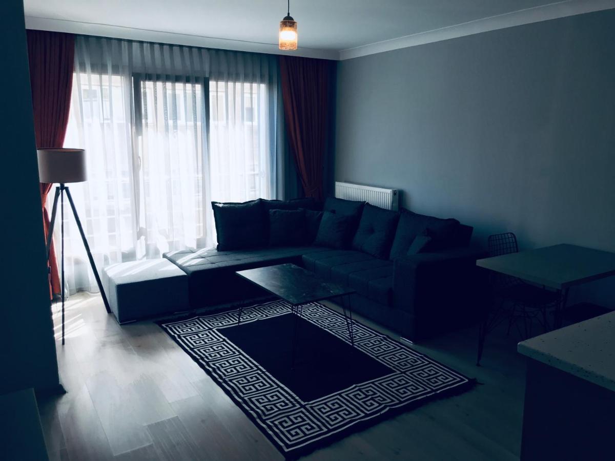 06ev Rental House