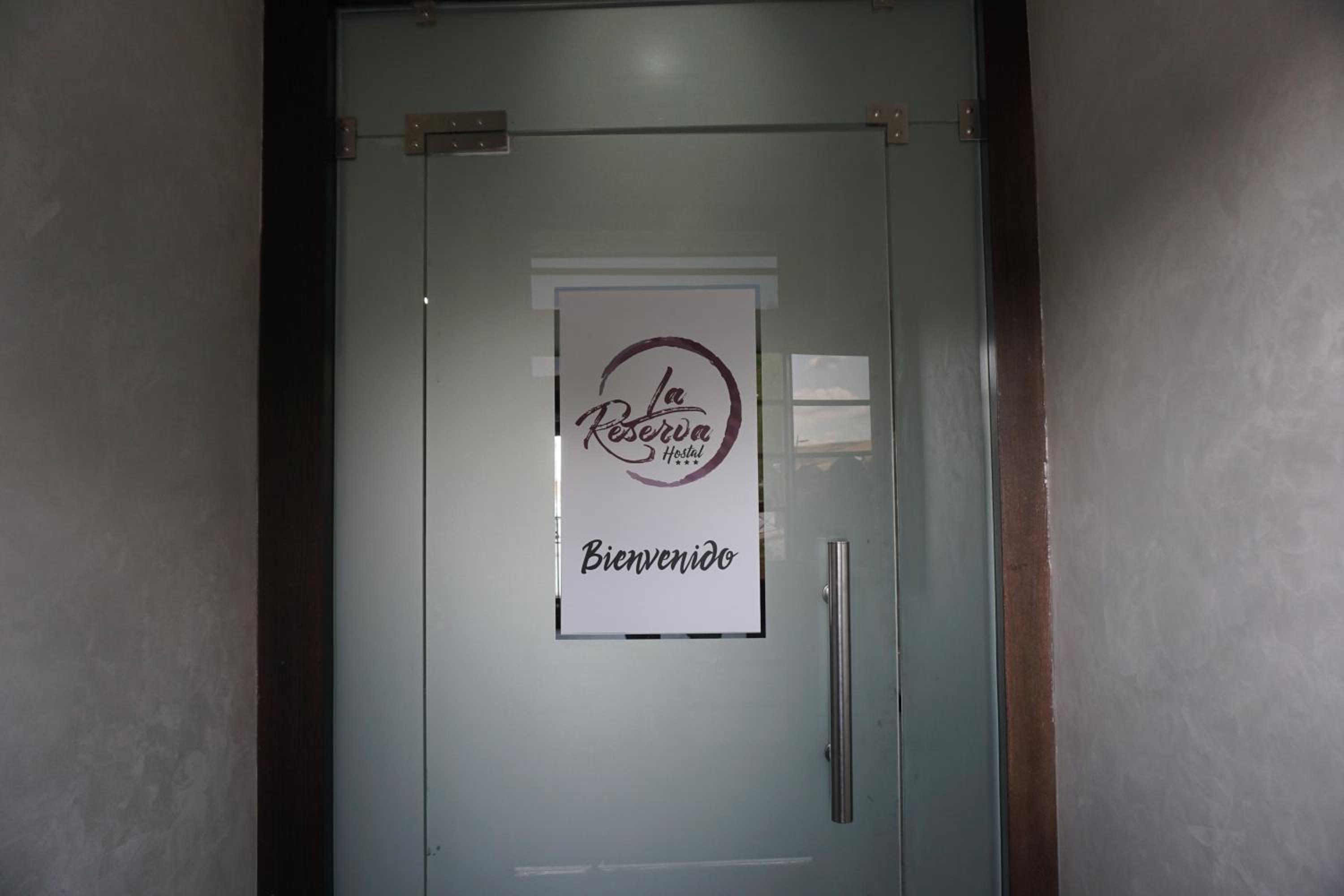 Hostal La Reserva