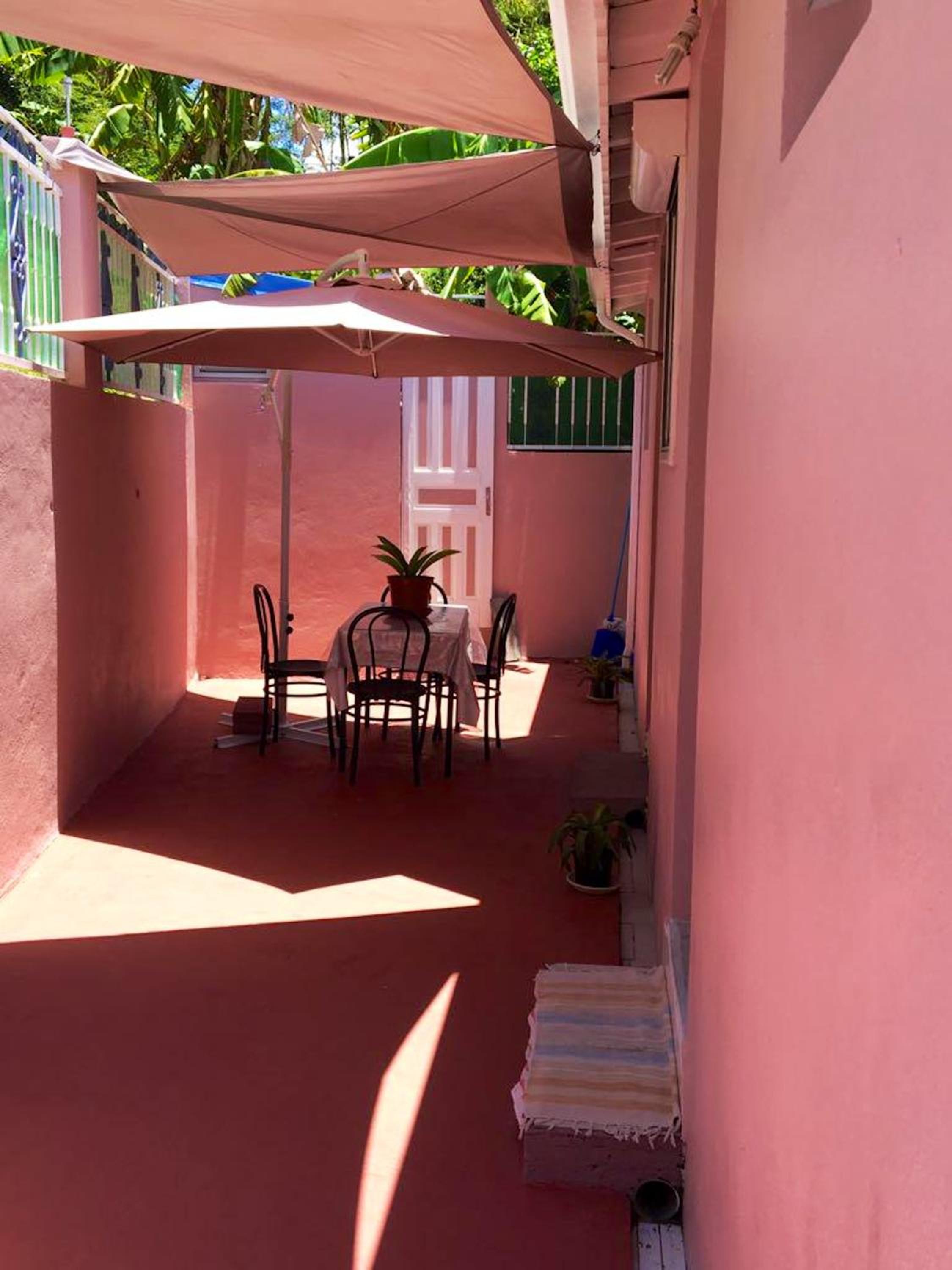 Appartement charmant a Le Gosier avec jardin 42 m² view 4