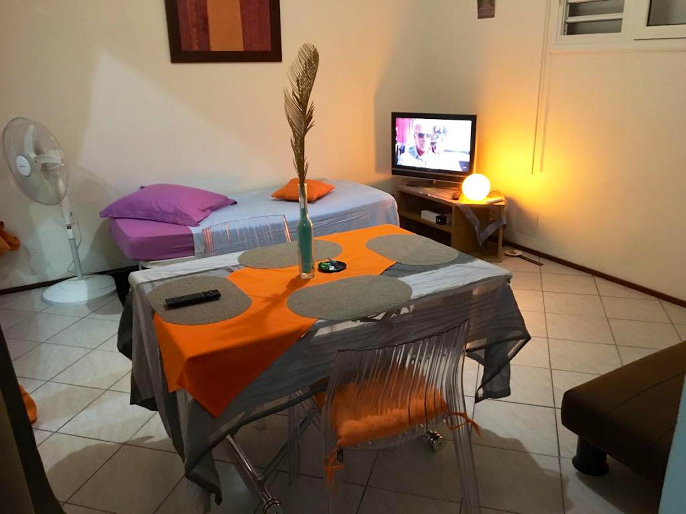 Appartement charmant a Le Gosier avec jardin 42 m² view 2