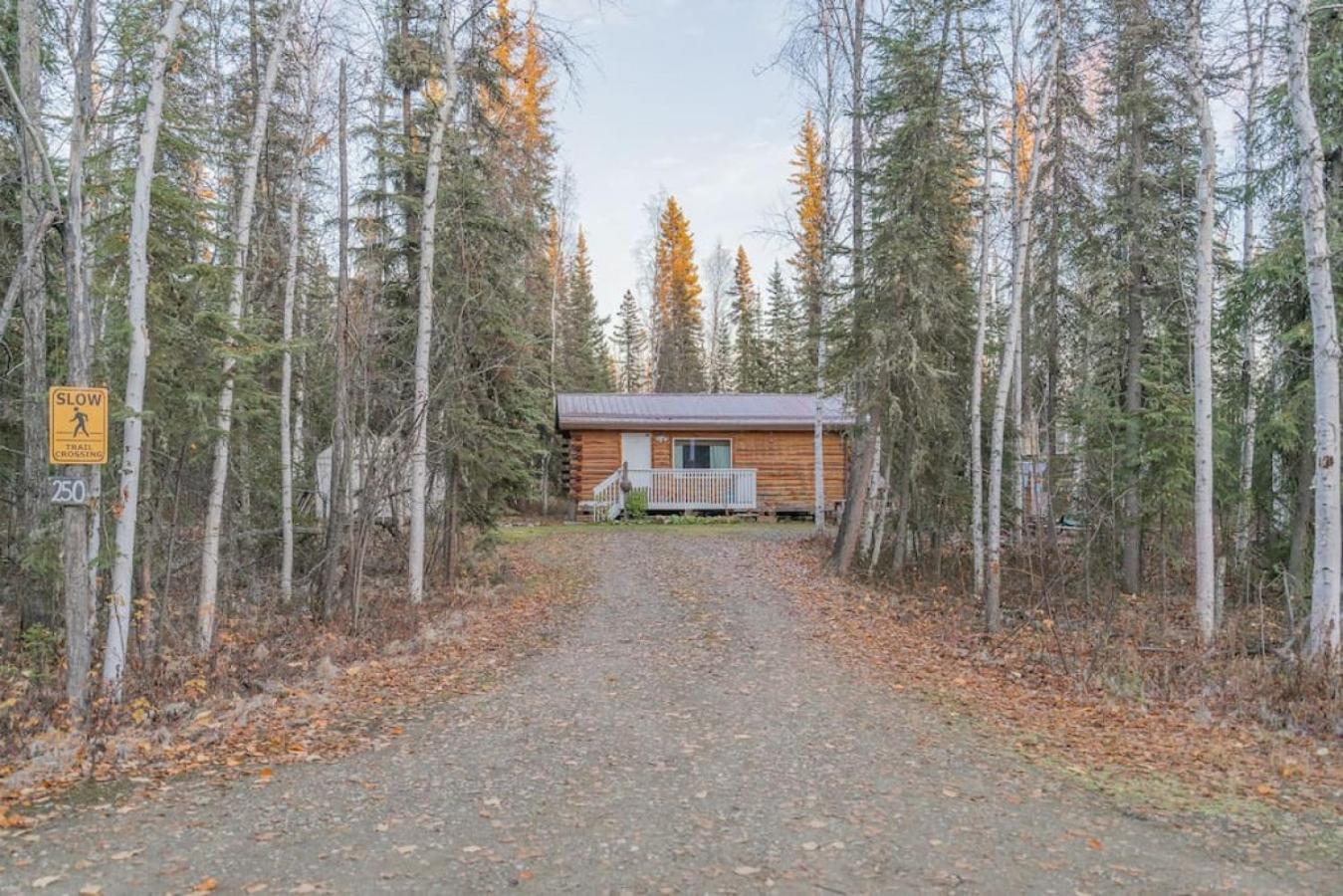 Hotel PET FRIENDLY: Private Cabin With Alaskan Charm - Image 1