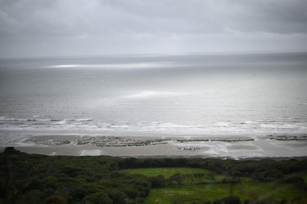 Funky, family-friendly five bed beach house on cliff looking over Tenby, Pendine, Pembrokeshire view 5
