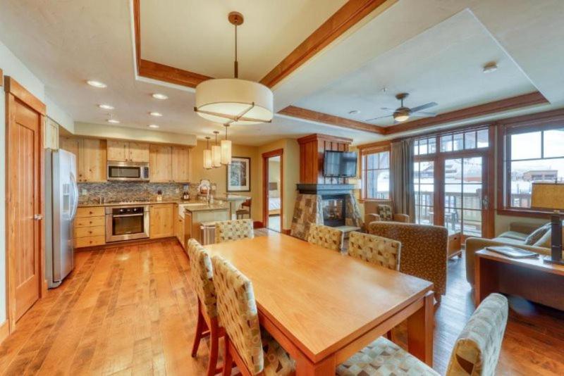 Luxury 2 Bedroom Ski In, Ski Out One Ski Hill Residence Located At The Base Of Peak 8 With Outdoor Plaza