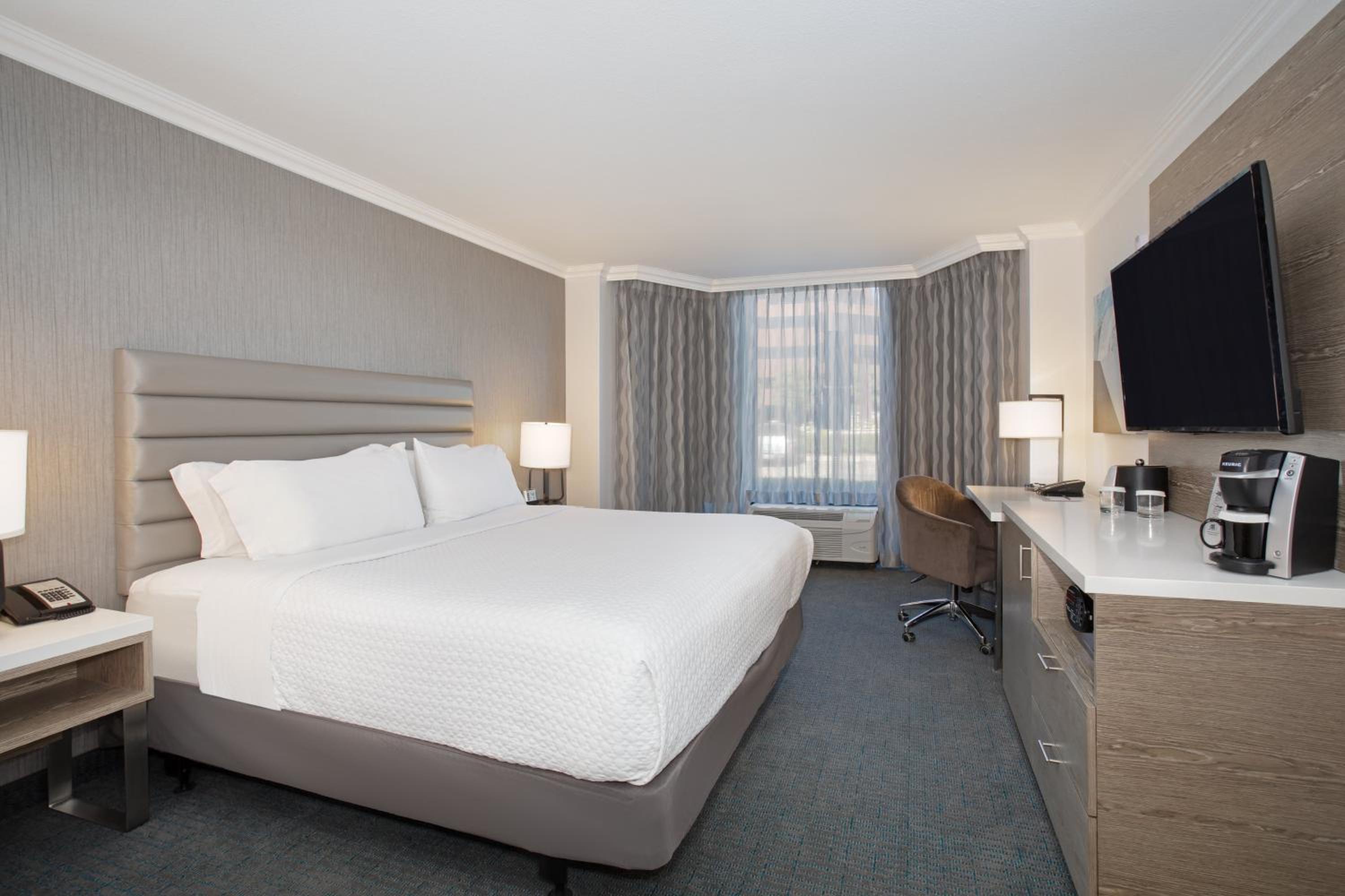 Crowne Plaza Costa Mesa Orange County, an IHG Hotel - Property Image 31