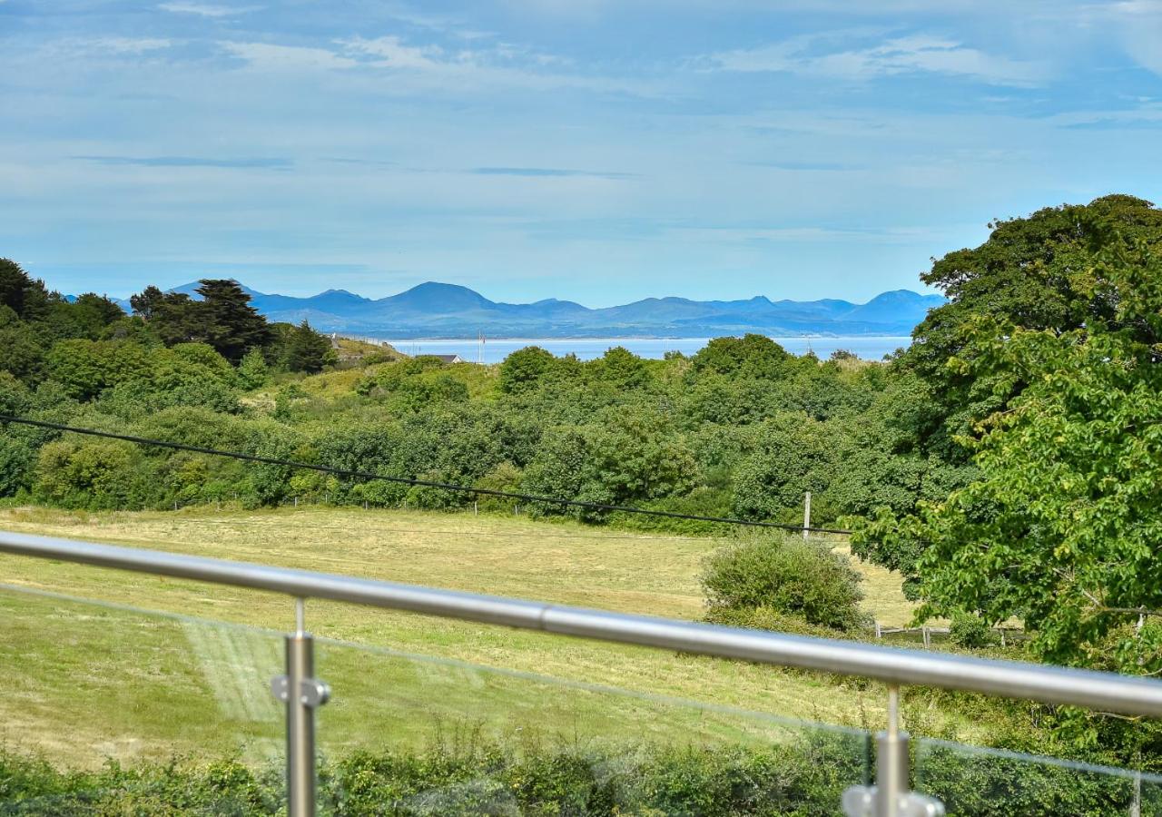 4 Bed in Abersoch oc-penmor view 4
