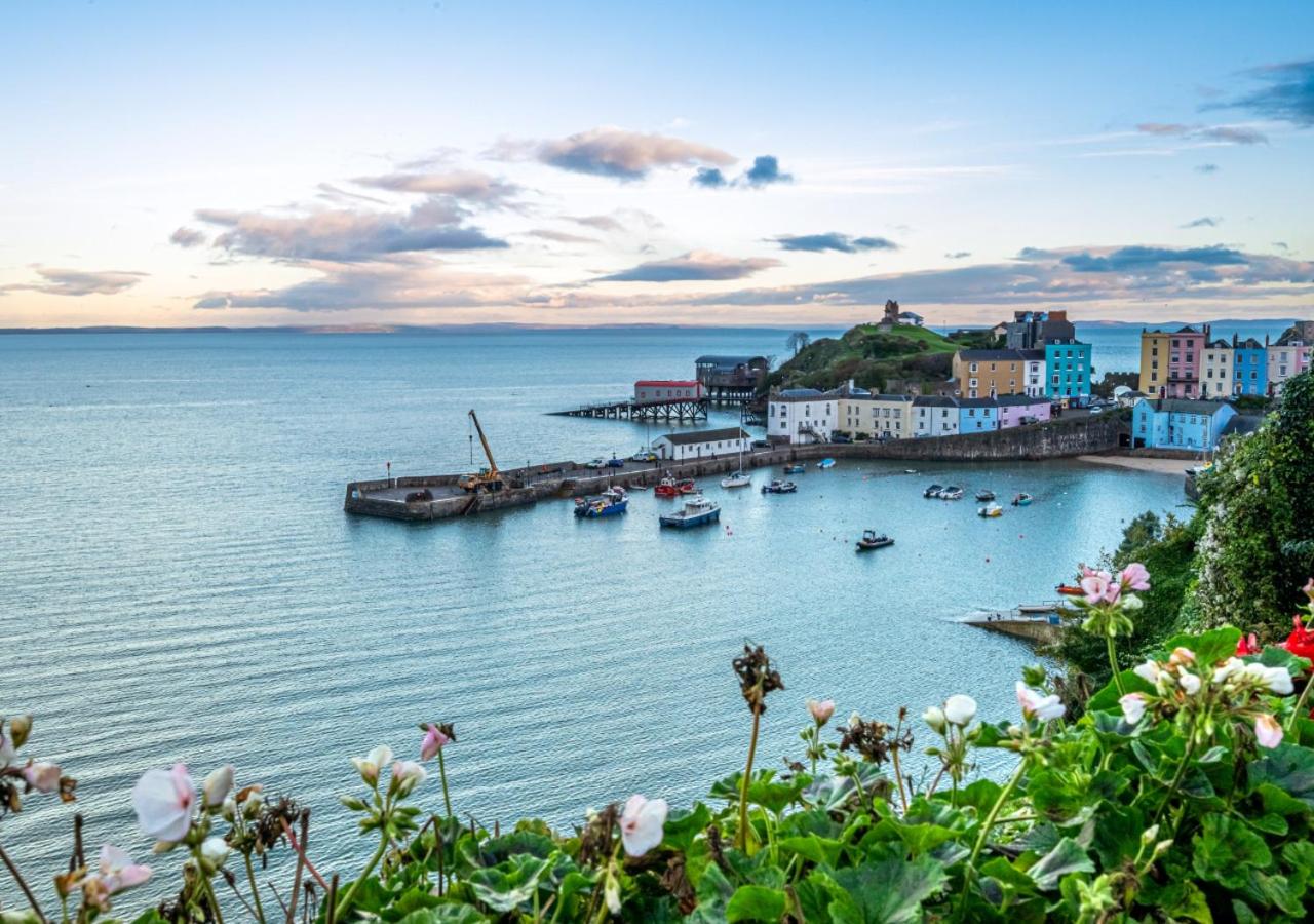 1 Bed in Tenby oc-pw9282