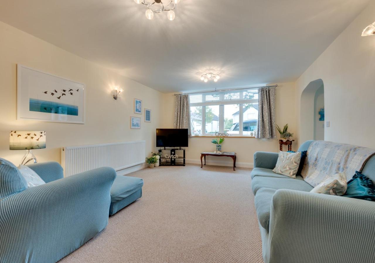 Oaktree Cottage