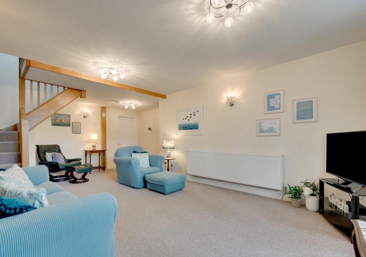 Oaktree Cottage