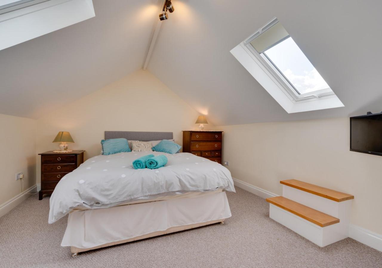 Oaktree Cottage