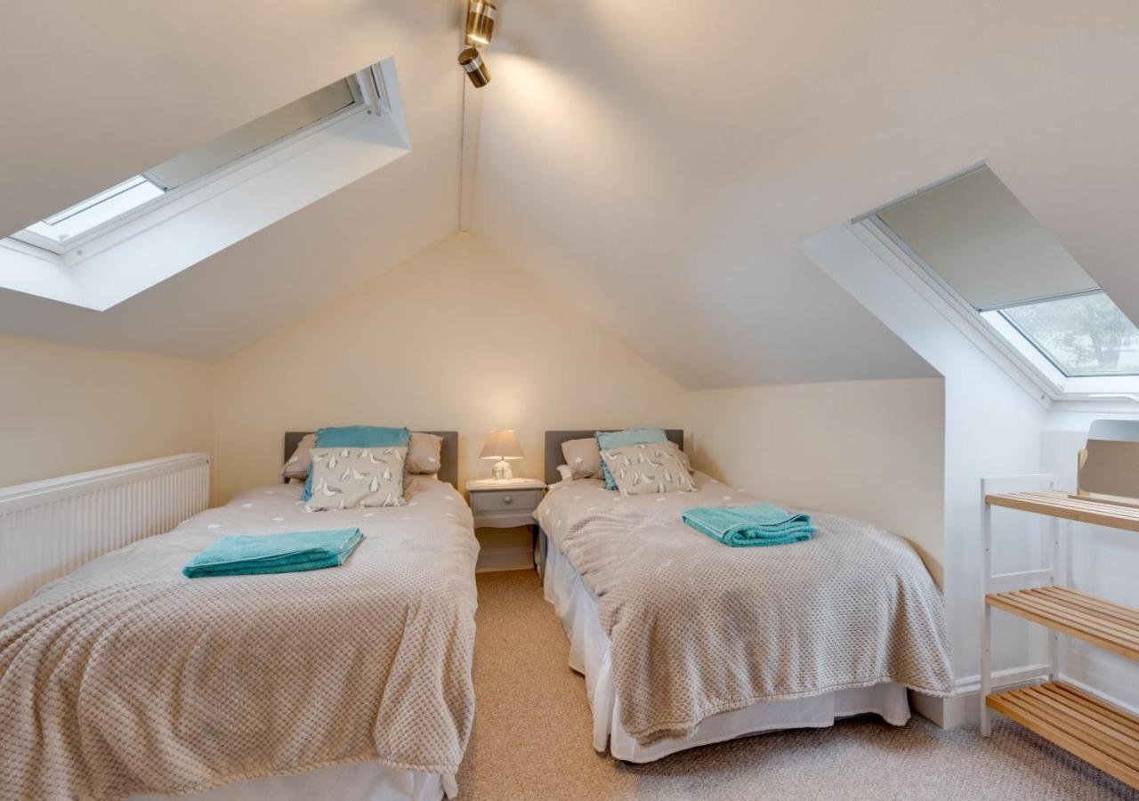 Oaktree Cottage