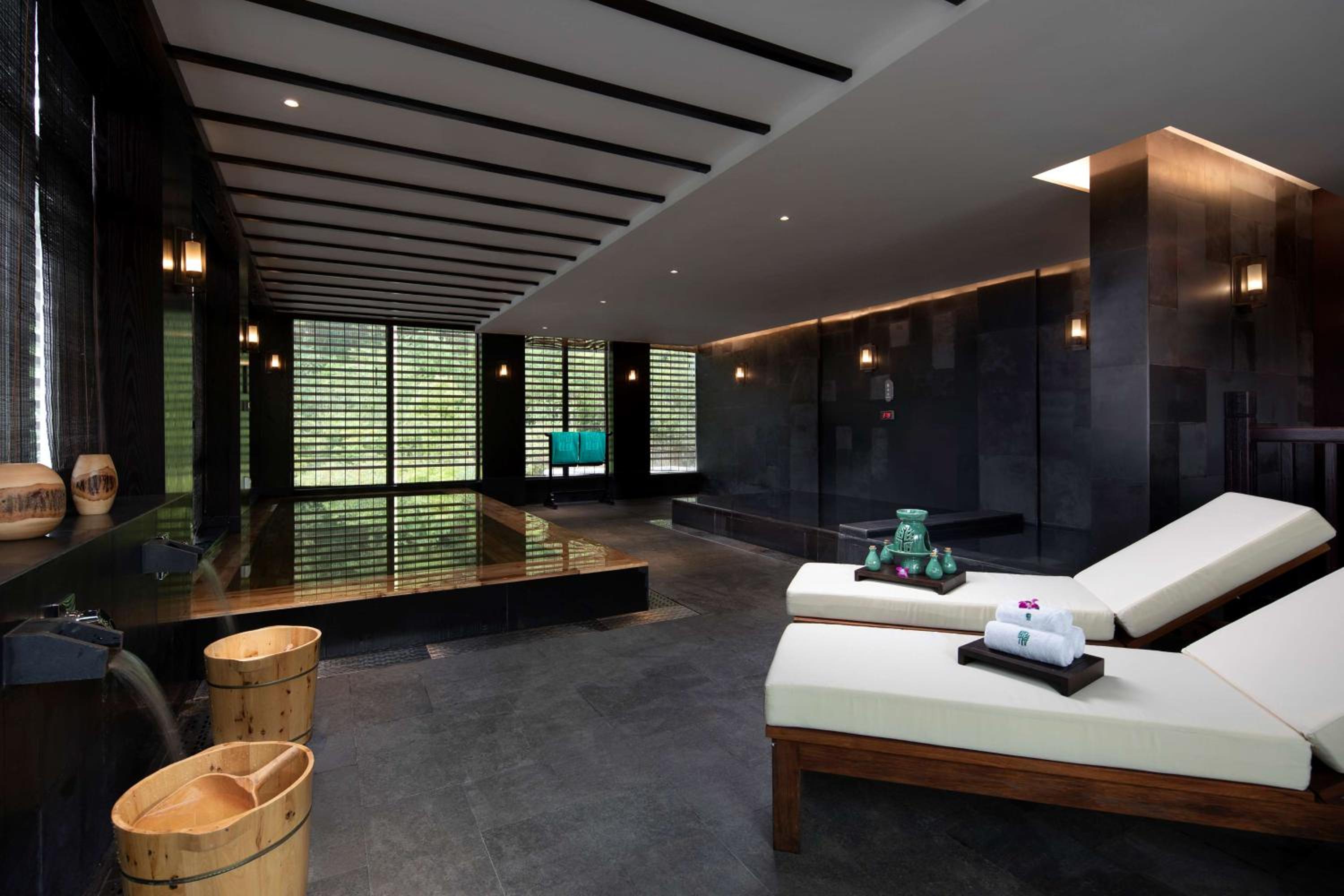 Banyan Tree Tengchong